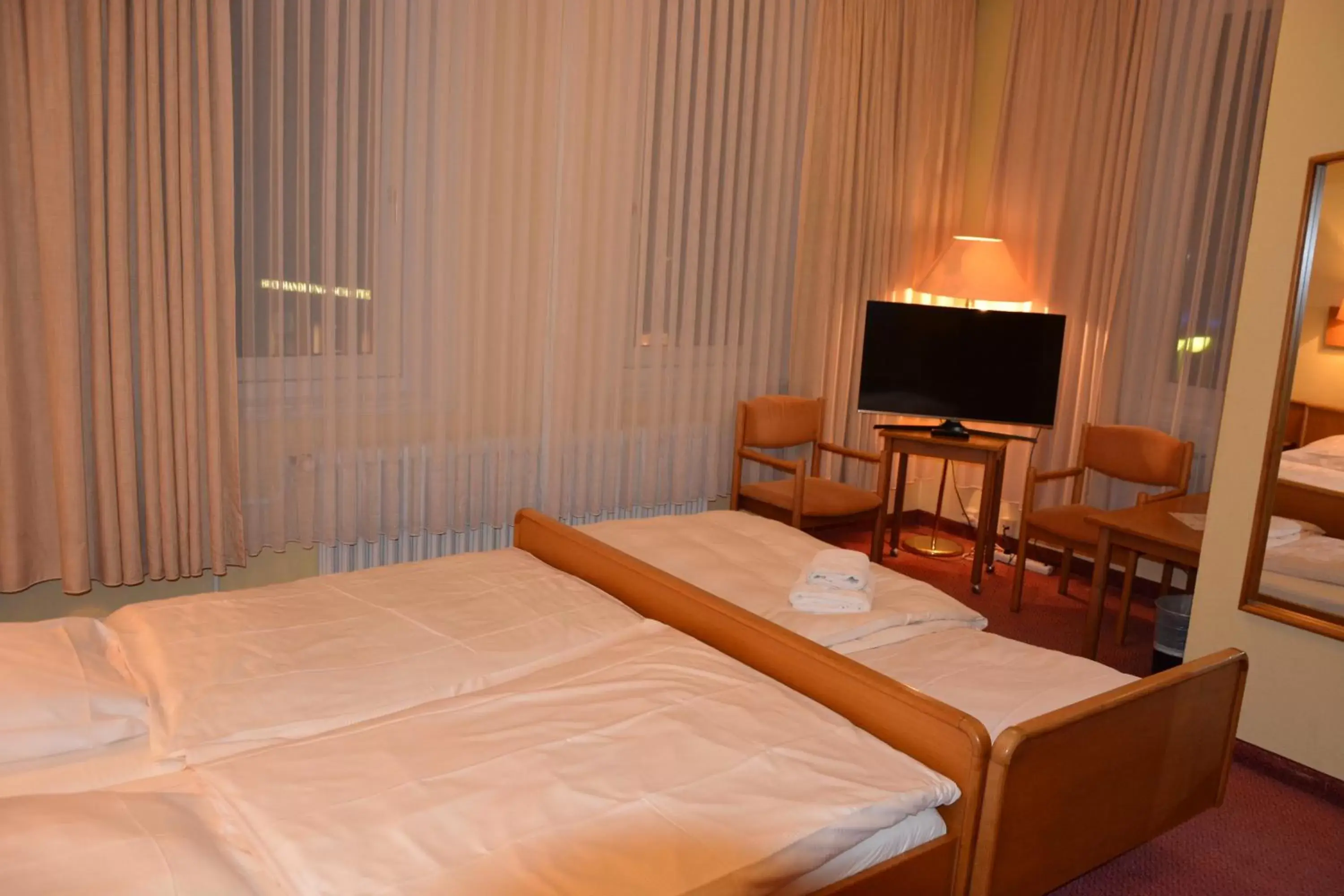 Triple Room - single occupancy in Hotel Meyn Triple Room - single occupancy in Hotel Meyn