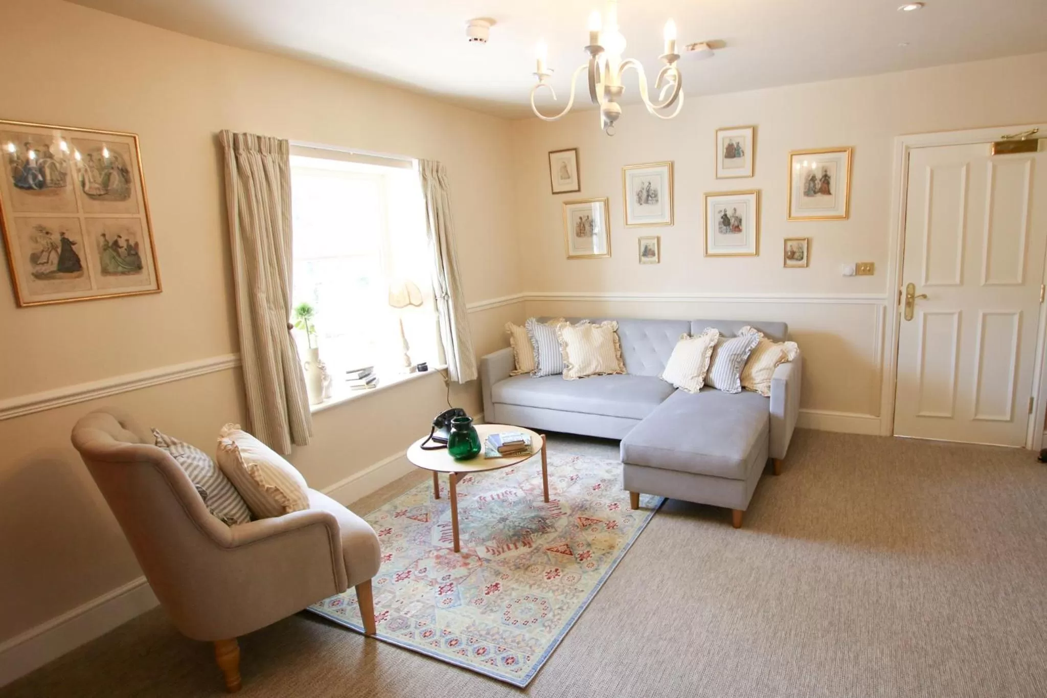 Seating area in Fleur de Lys Bampton