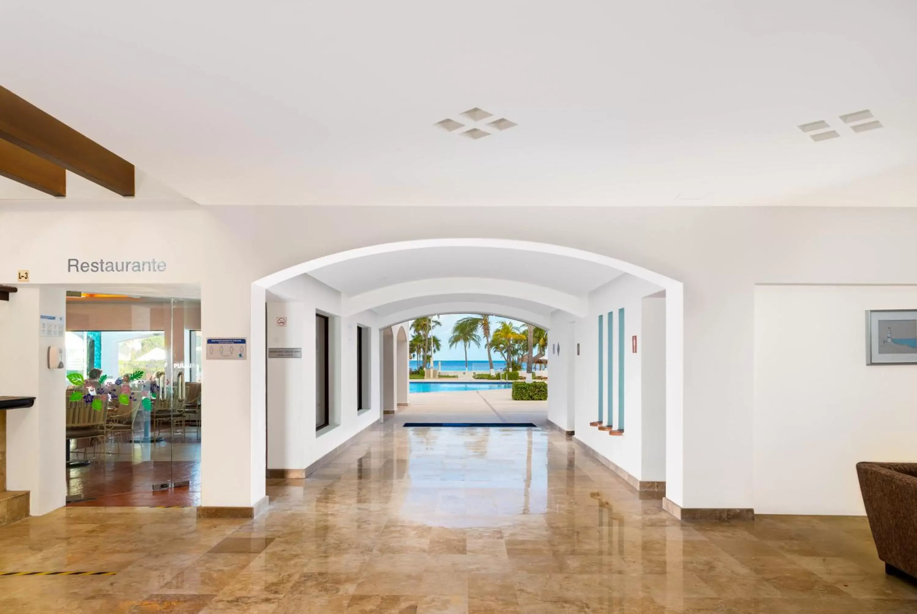 Lobby or reception in Beachscape Kin Ha Villas & Suites