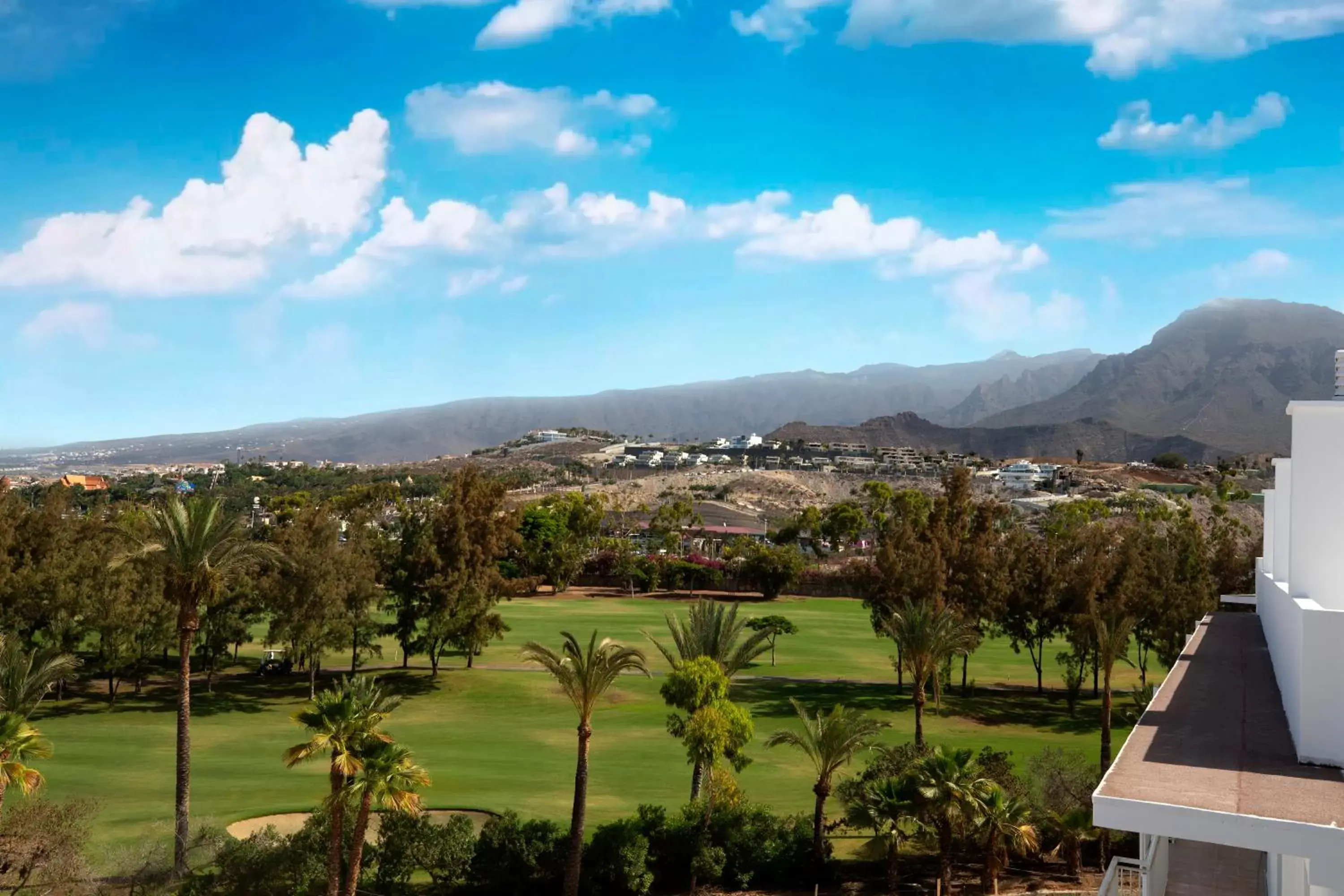 Mountain view in Gara Suites Golf & Spa