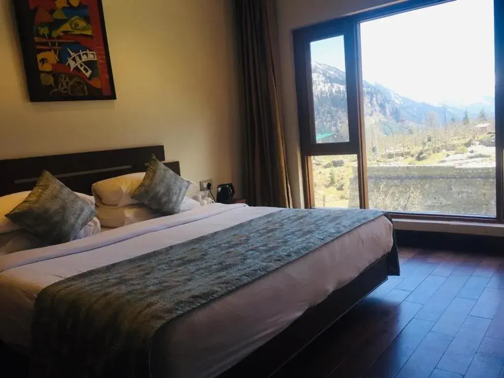 Bed in Solang Valley Resort