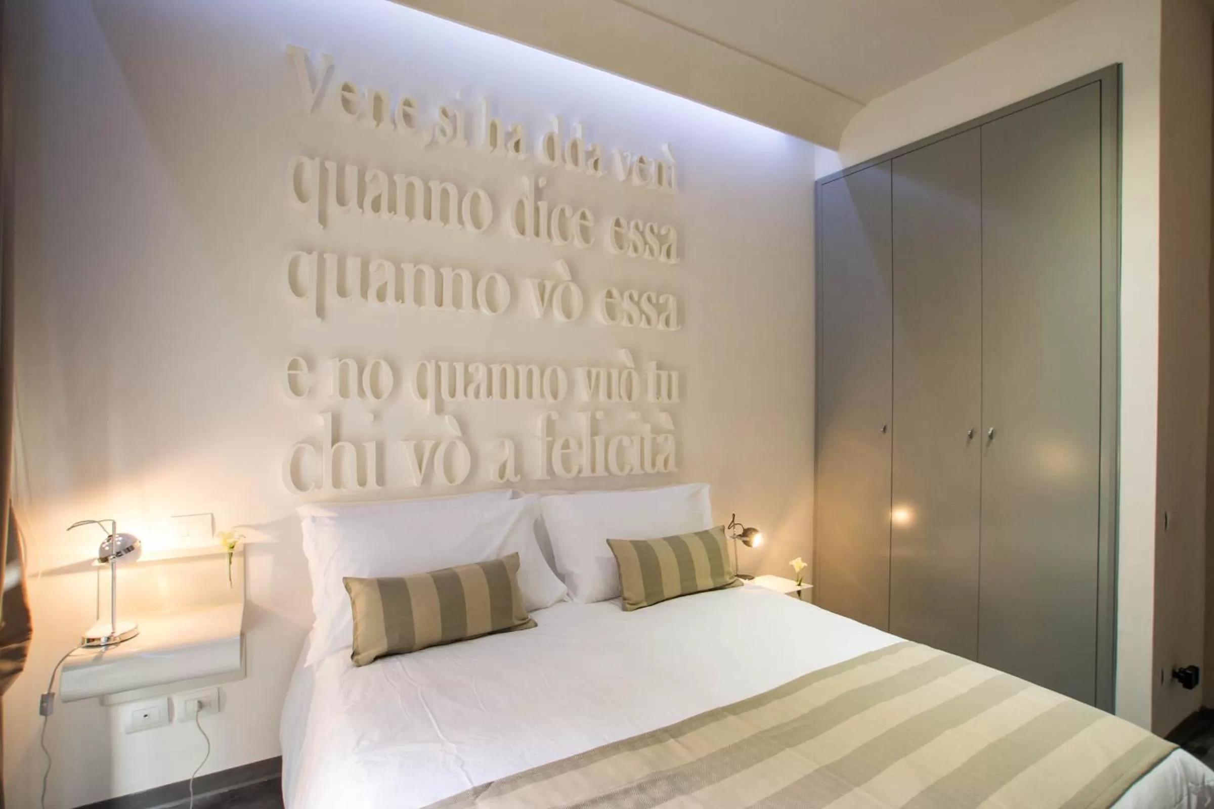 Bed in Hotel Santa Brigida