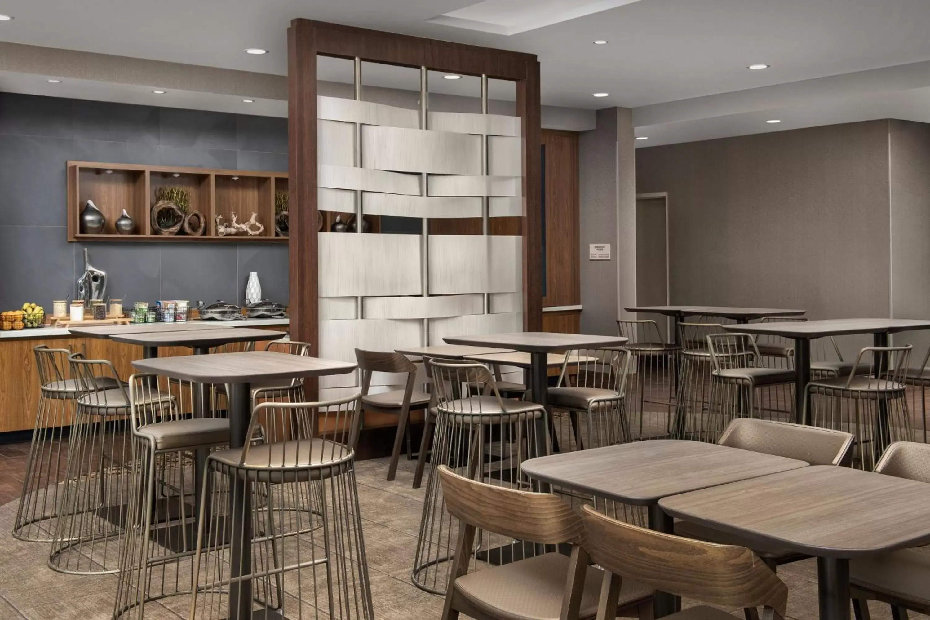 Breakfast, Restaurant/Places to Eat in SpringHill Suites by Marriott Tuscaloosa