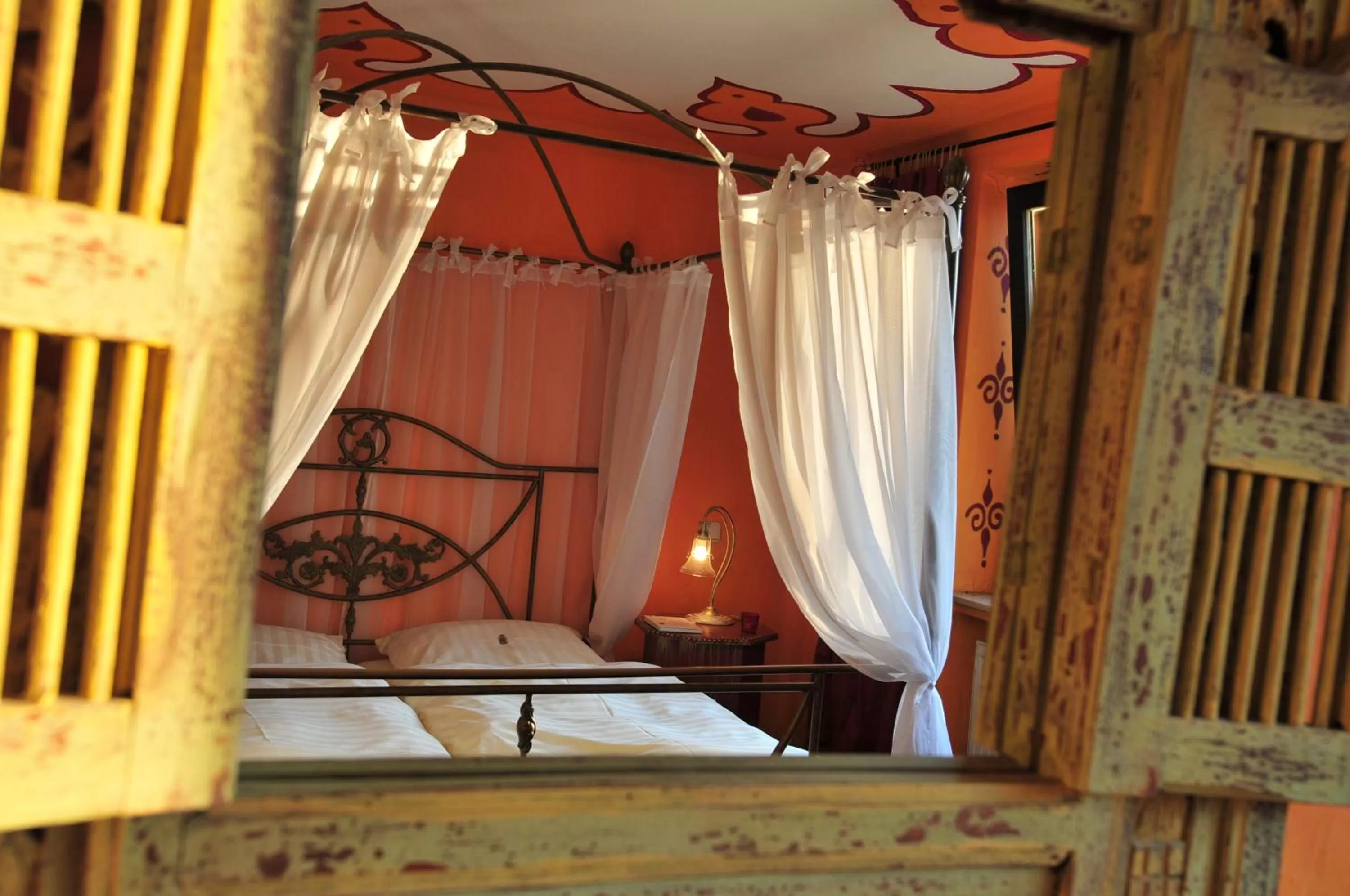 Photo of the whole room, Bed in Hotel Goldflair am Rathaus