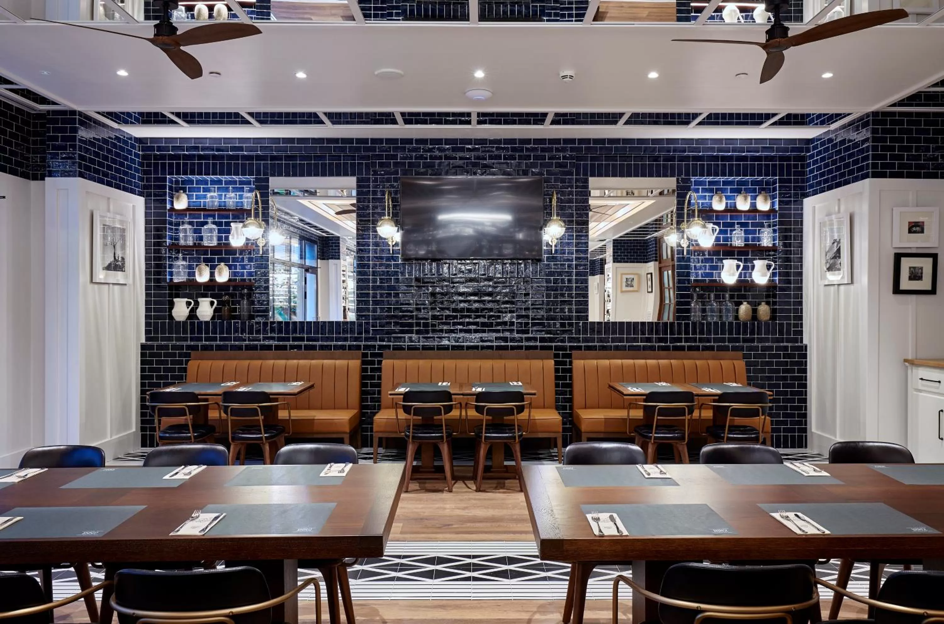 Spring in Radisson Blu 1882 Hotel, Barcelona Sagrada Familia