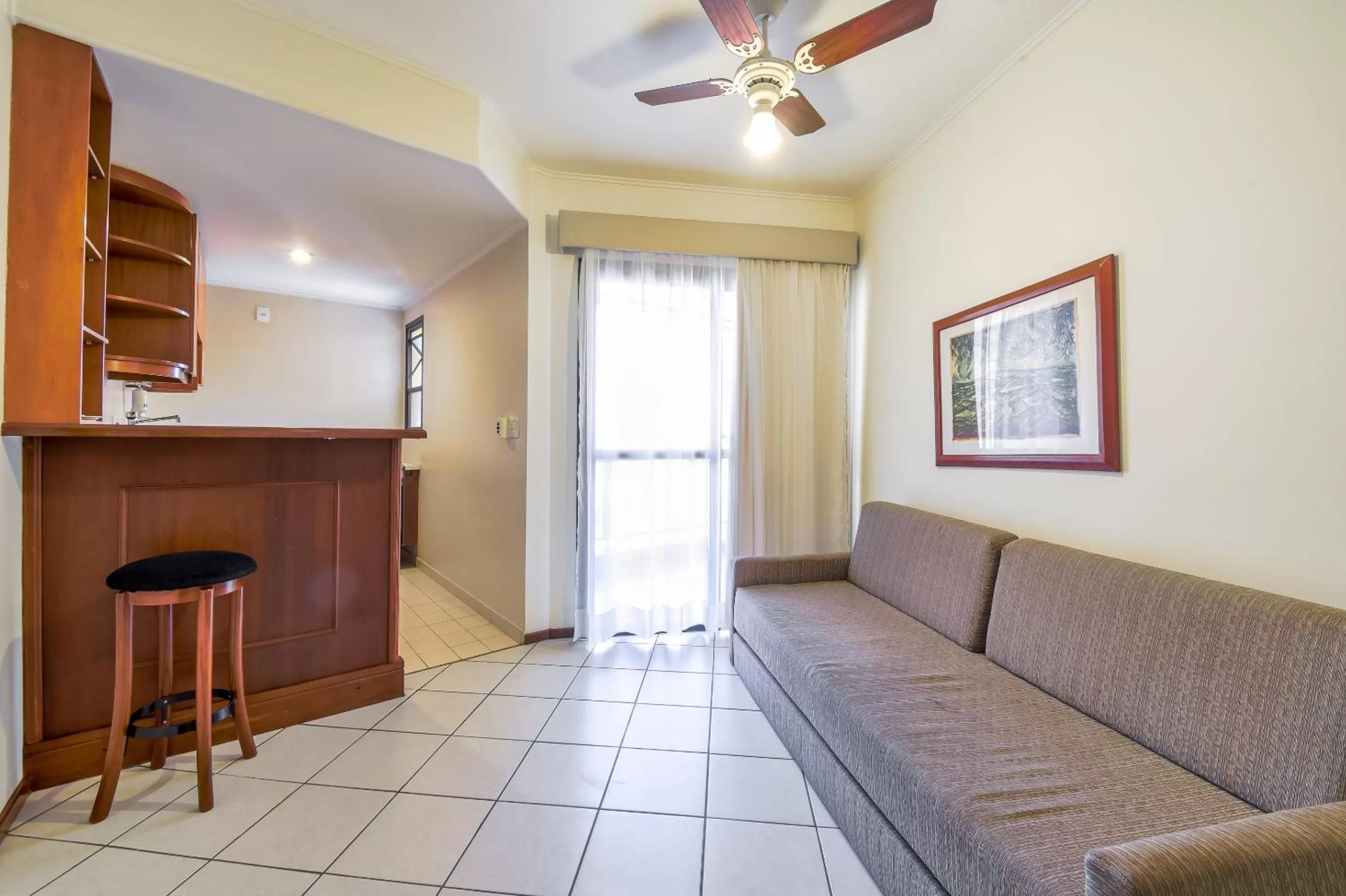 Seating area in Park Tower Campinas Residence by Nacional Inn