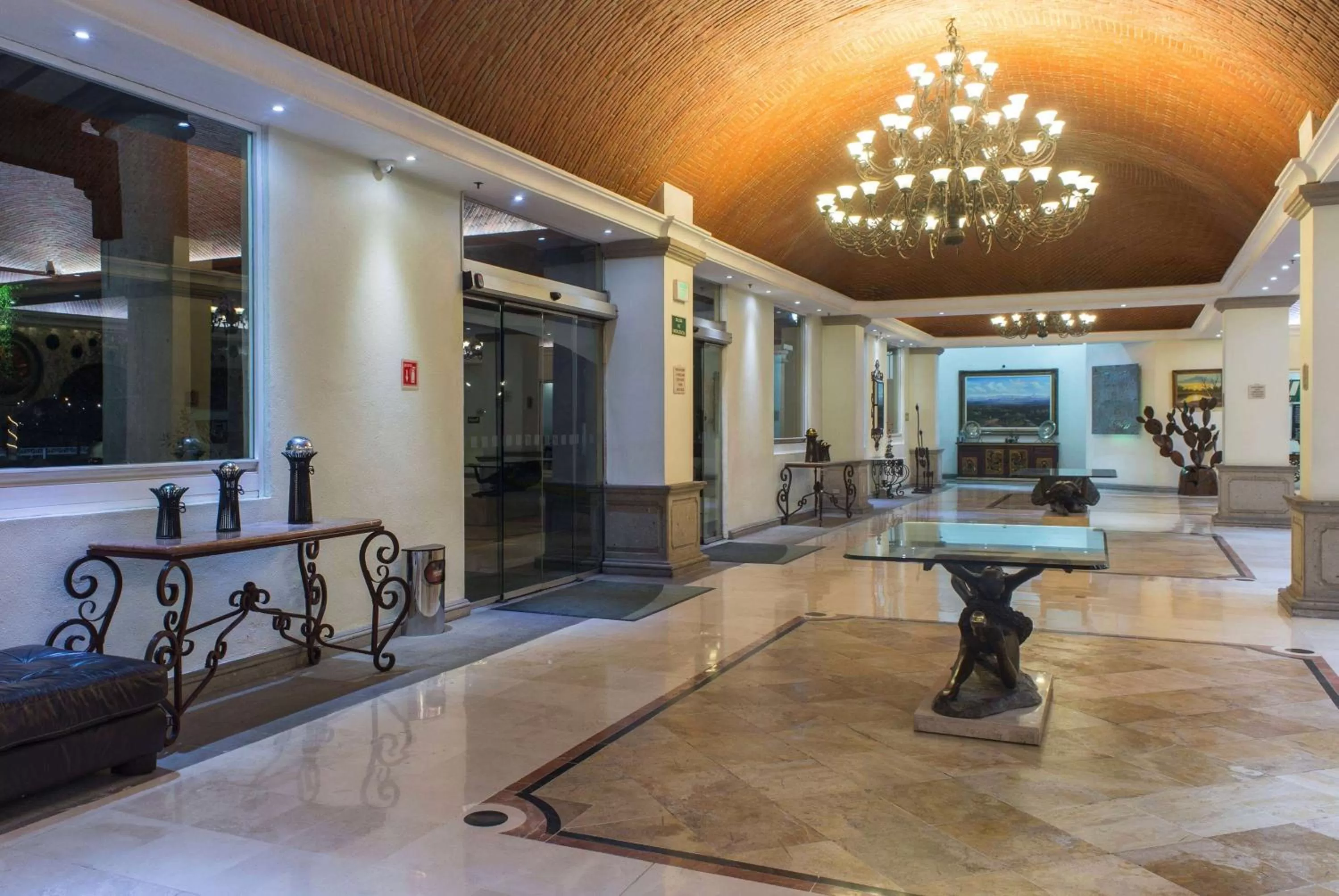Lobby or reception in Ramada by Wyndham Ciudad de Mexico Perinorte