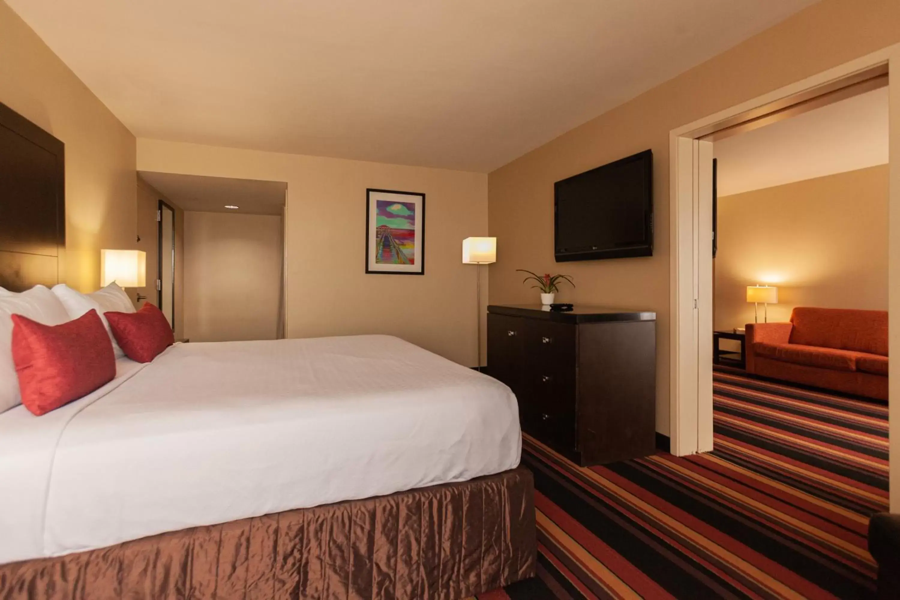 Bed in Clarion Hotel New Orleans - Airport & Conference Center