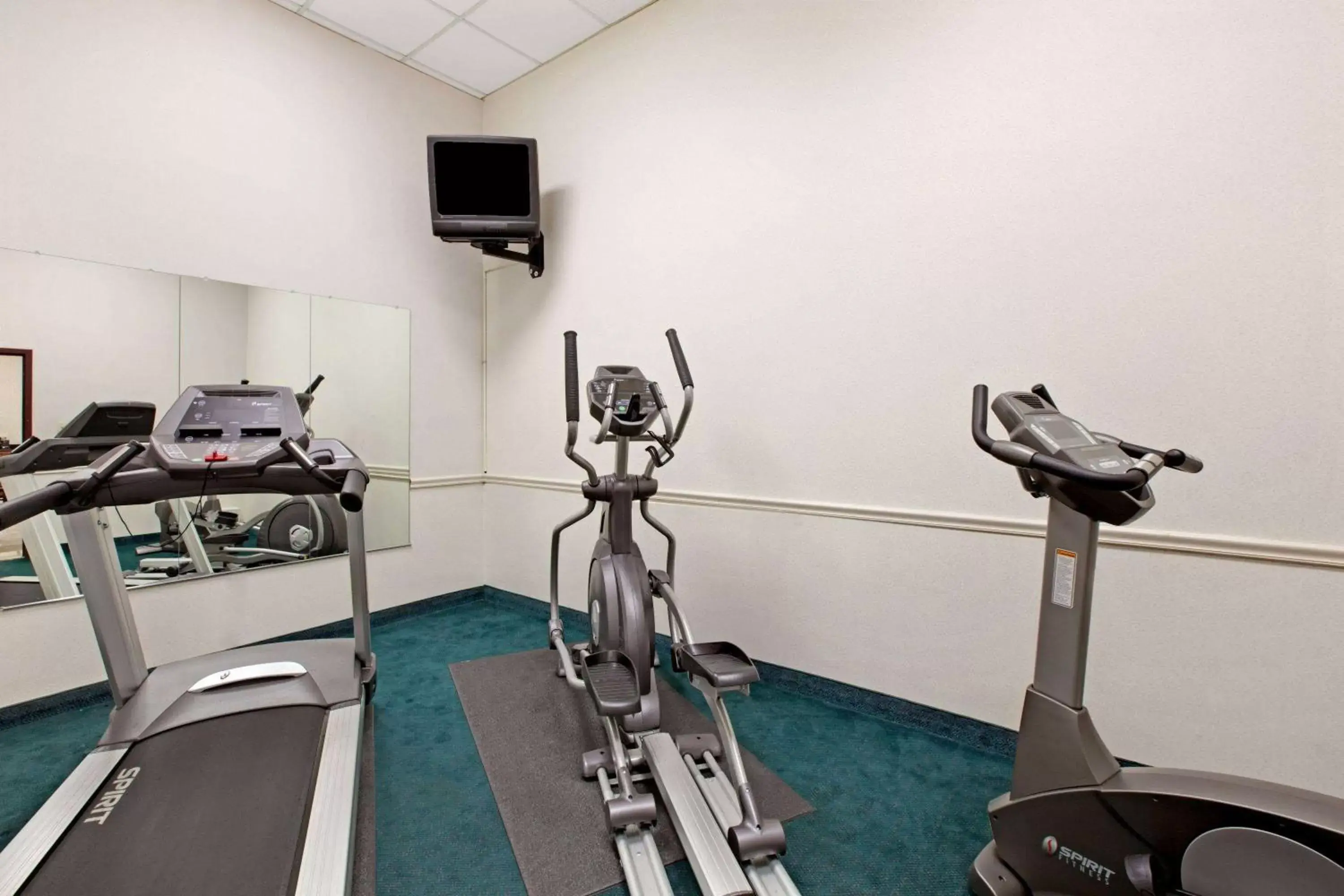 Spa and wellness centre/facilities, Fitness Center/Facilities in Travelodge by Wyndham Bellmawr