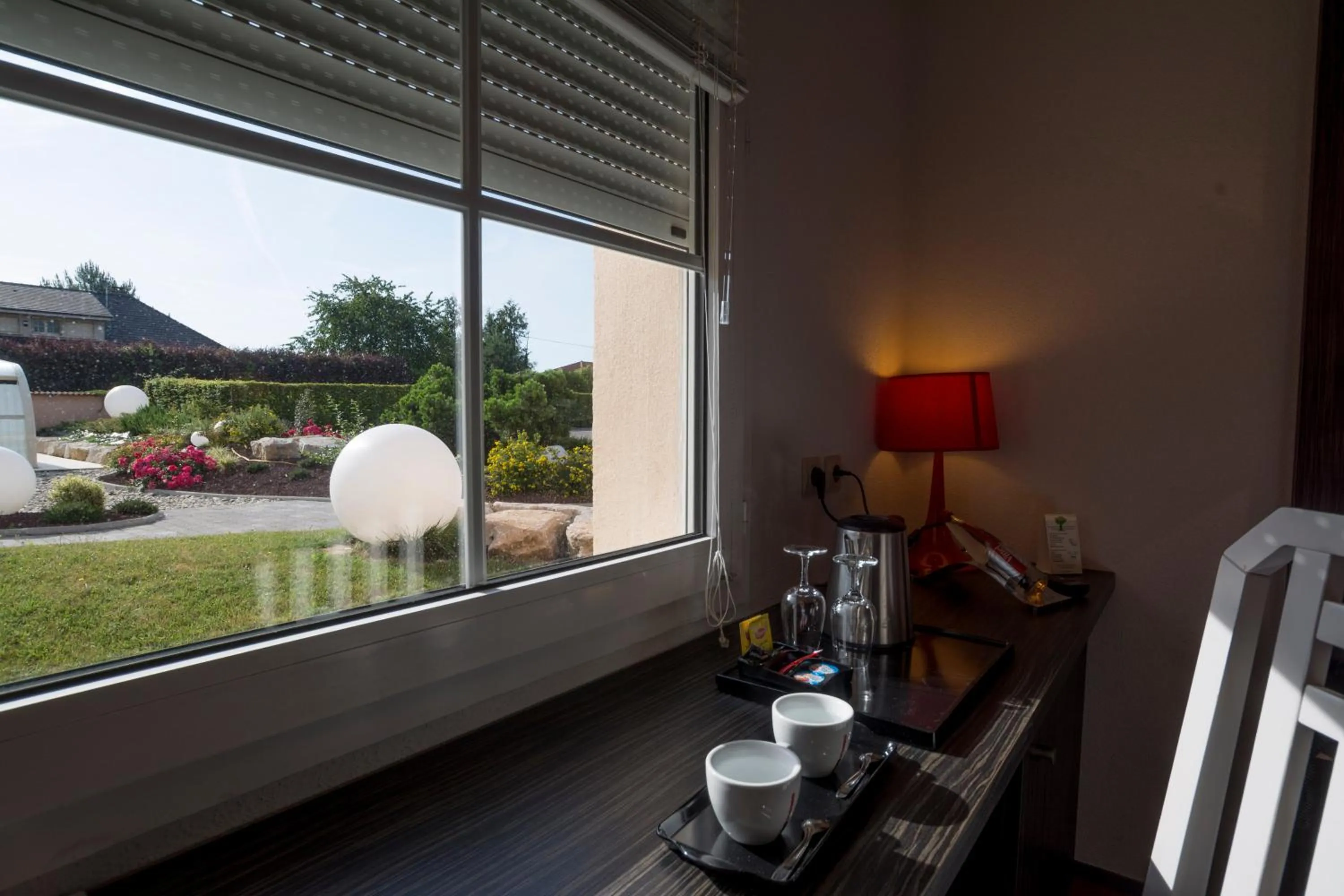 Bed in The Originals Boutique, Hôtel Le Pillebois, Bourg-en-Bresse Nord