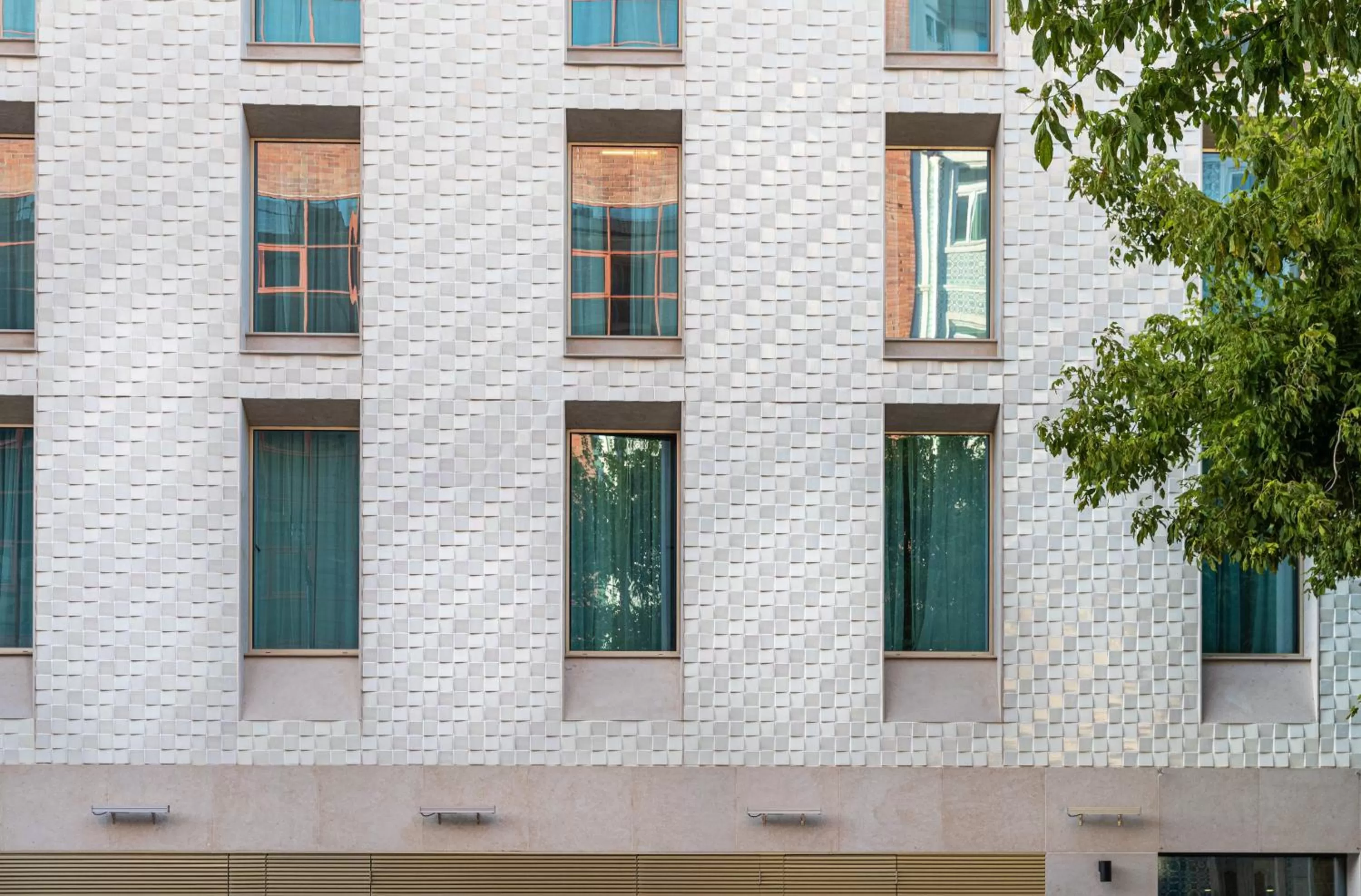 Property building in Holiday Inn Express - Lisbon - Plaza Saldanha by IHG