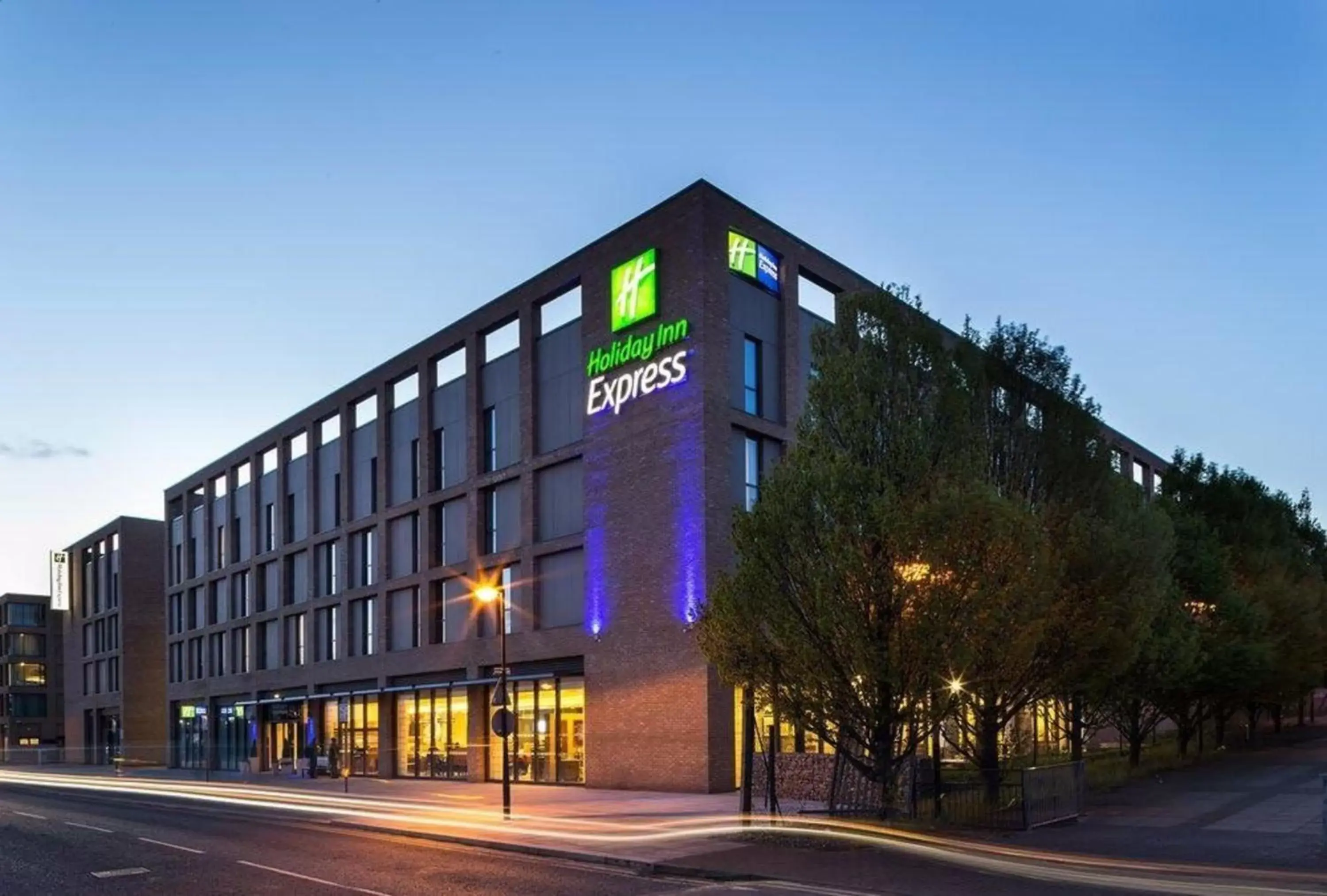 Facade/entrance, Property Building in Holiday Inn Express London - ExCel, an IHG Hotel