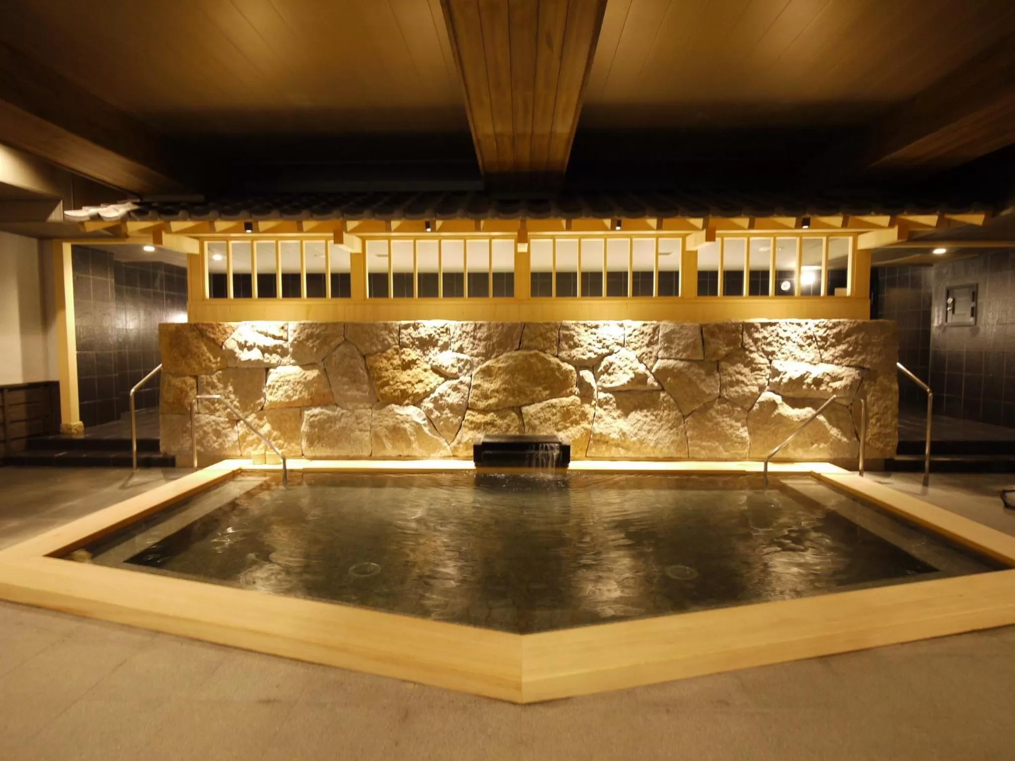 Hot Spring Bath in Himeji Castle Grandvrio Hotel