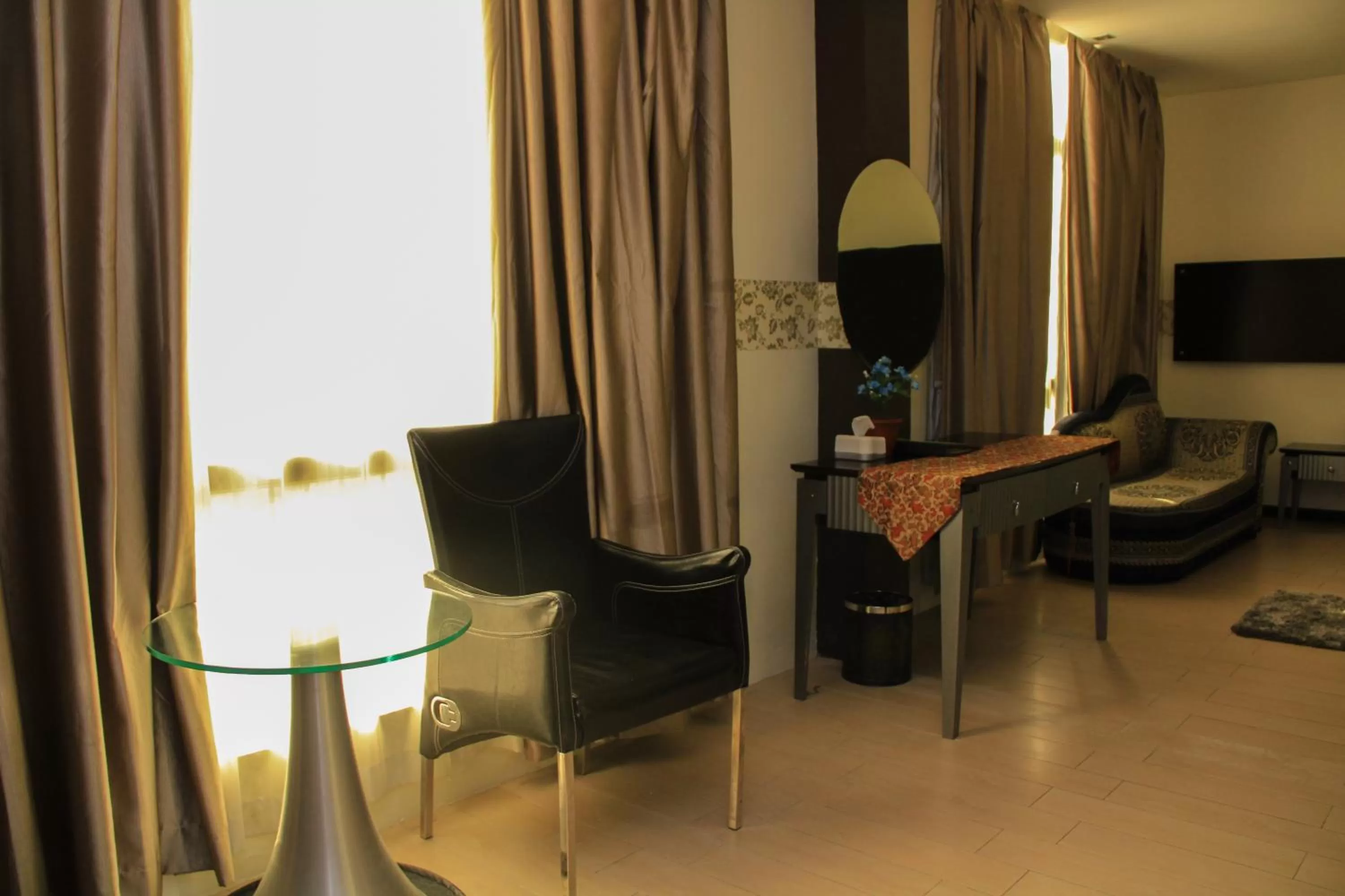 Seating area in Shervinton Executive Boutique Hotel