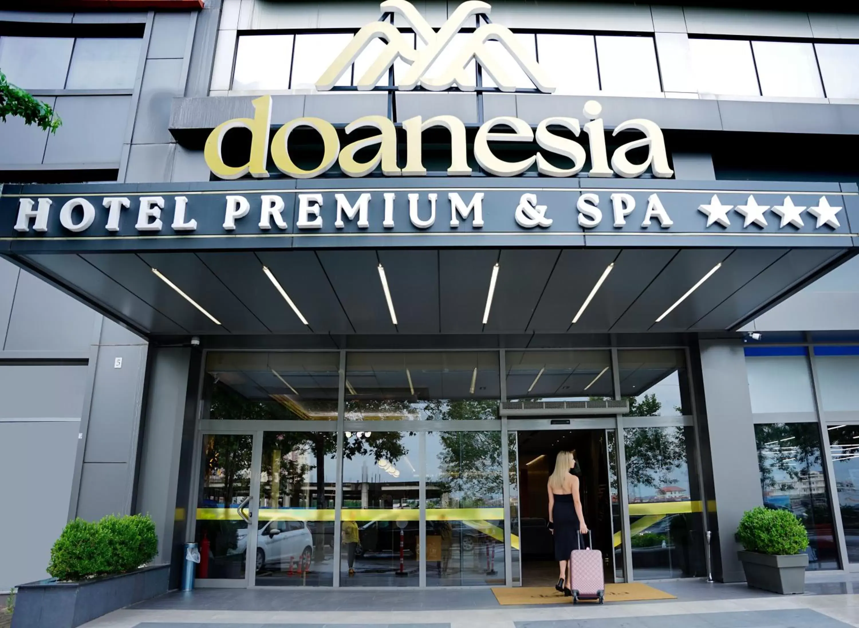 Doanesia Premium Hotel & Spa Doanesia Premium Hotel & Spa