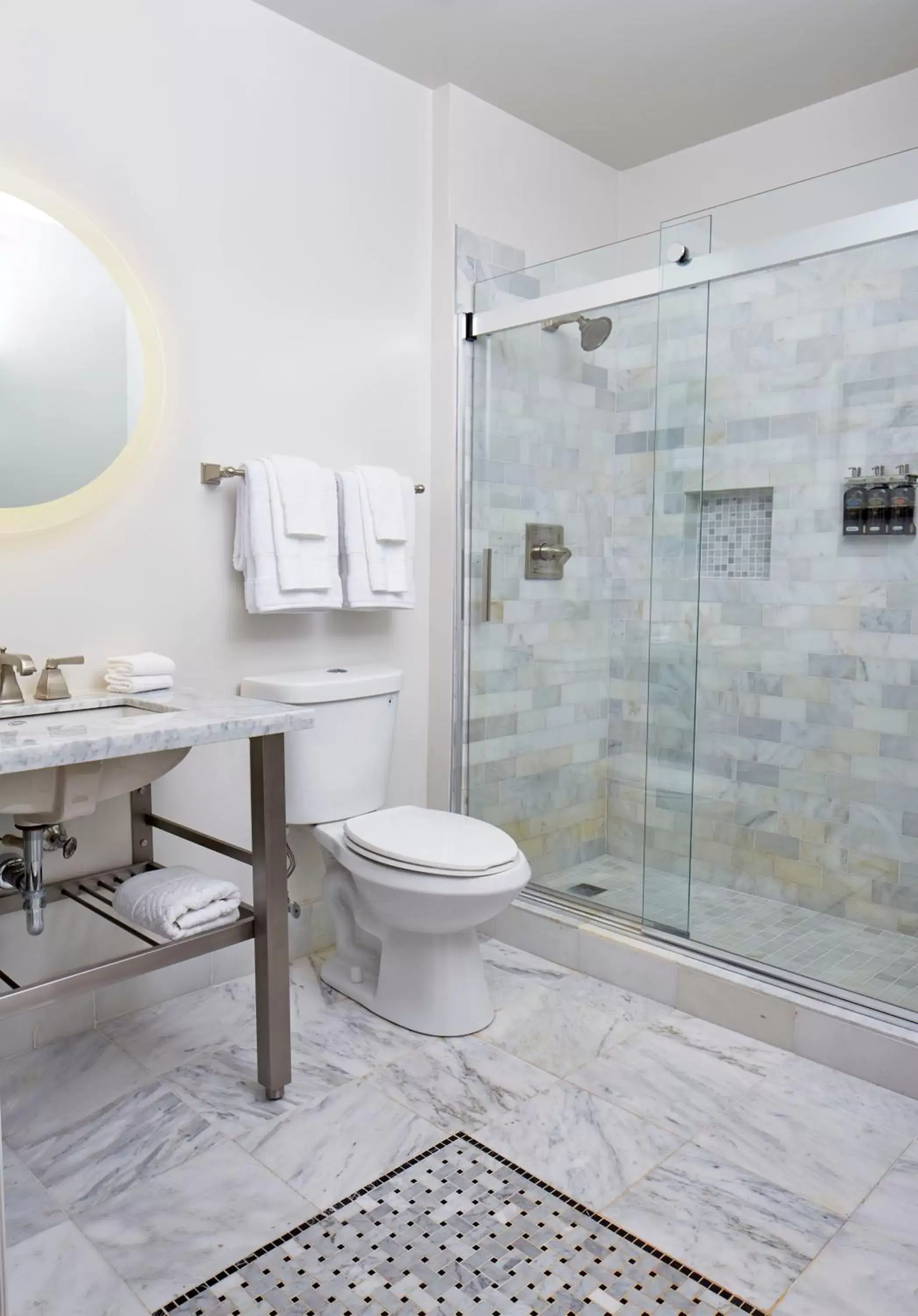 Bathroom in The Georgian Terrace Bathroom in The Georgian Terrace