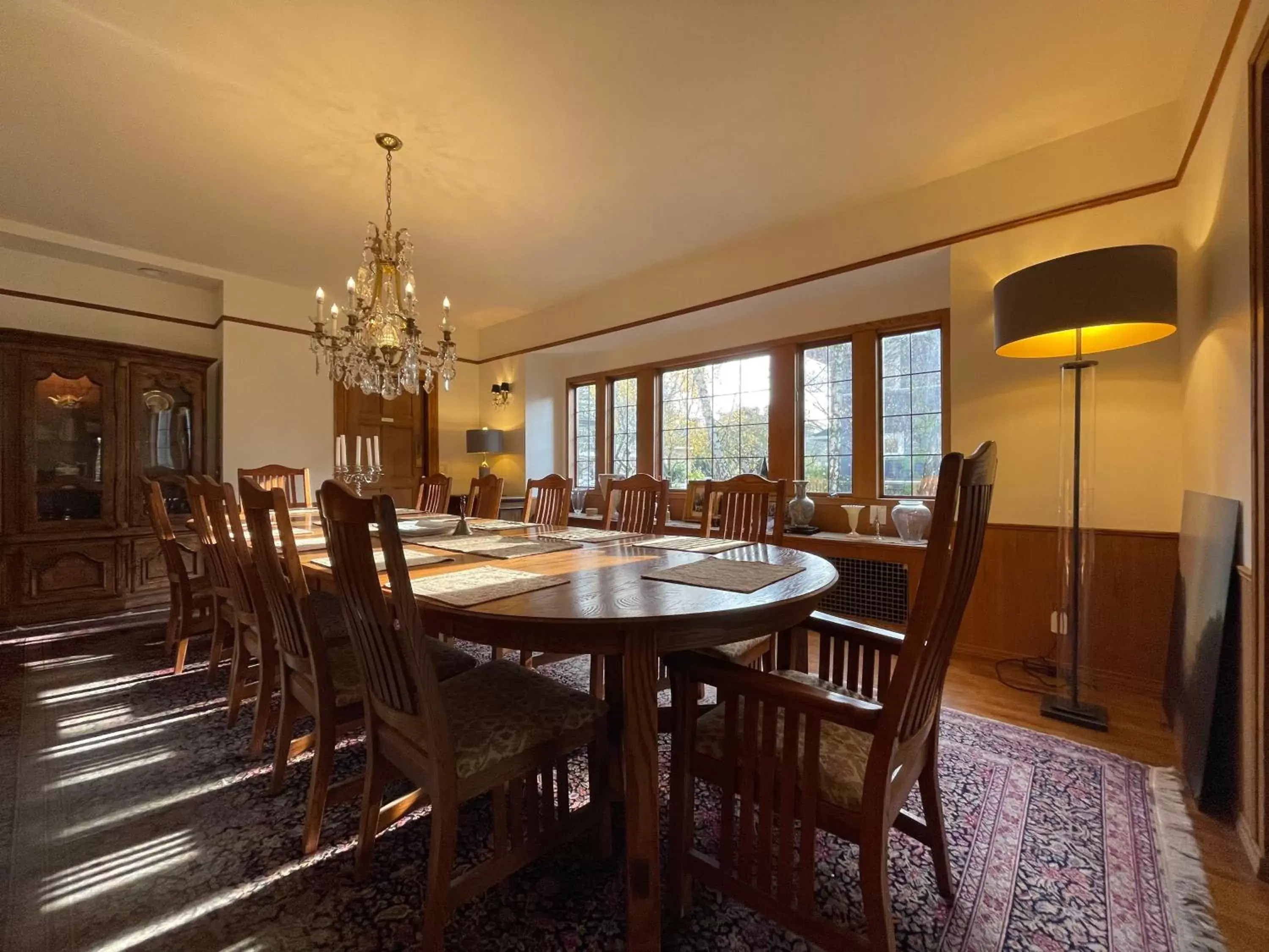 Dining Area in Cecil Bacon Manor