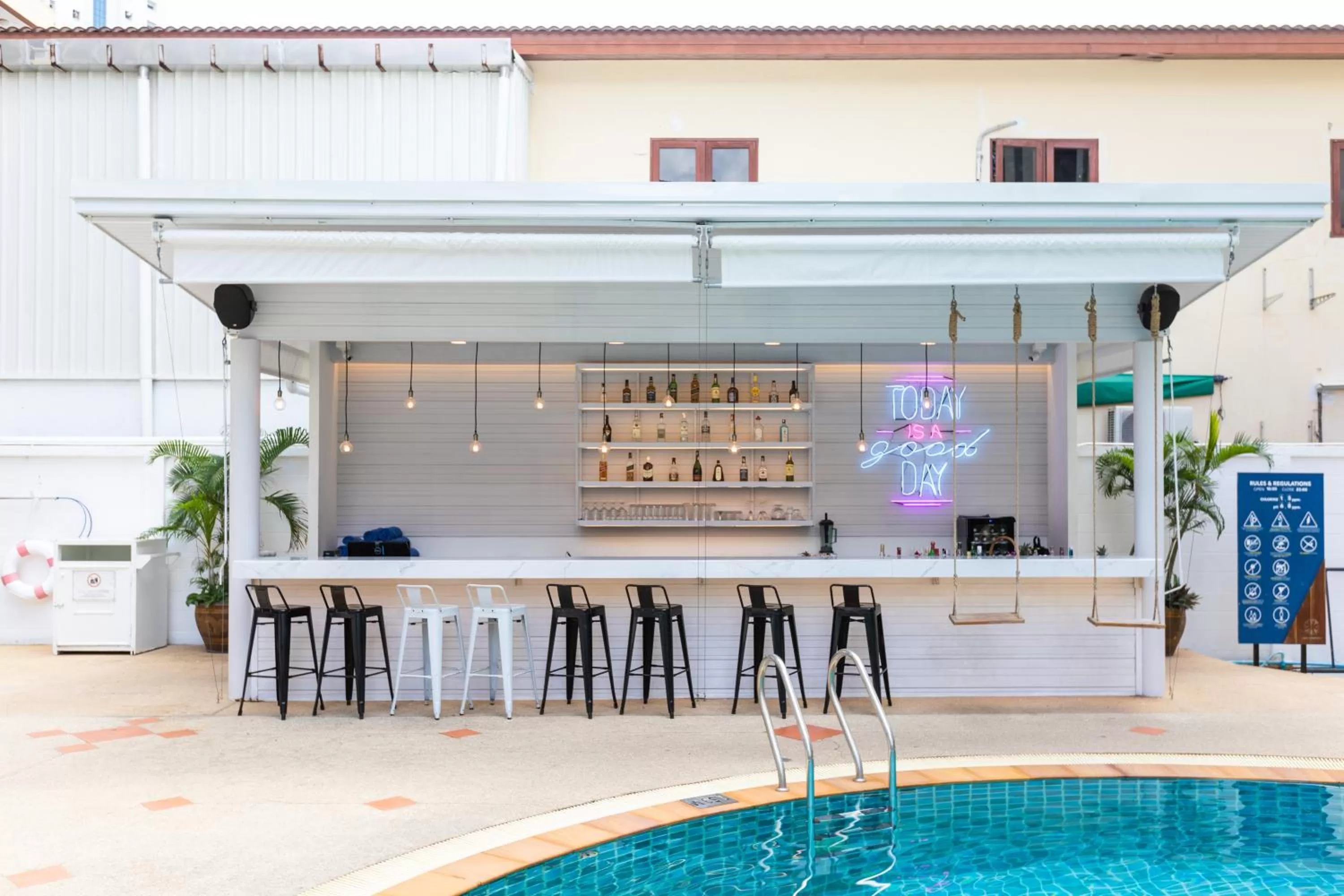 Swimming pool in Amata Patong