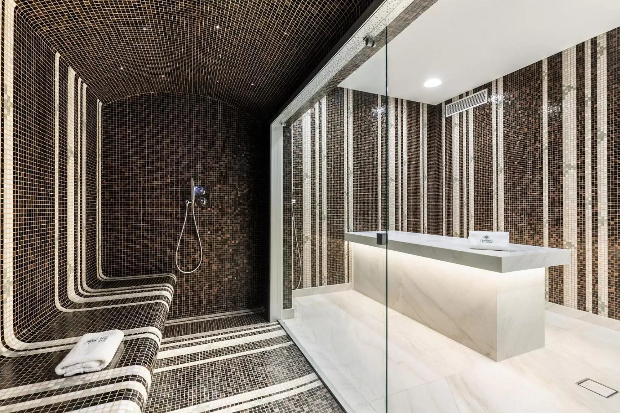 Bathroom in Château de Berne