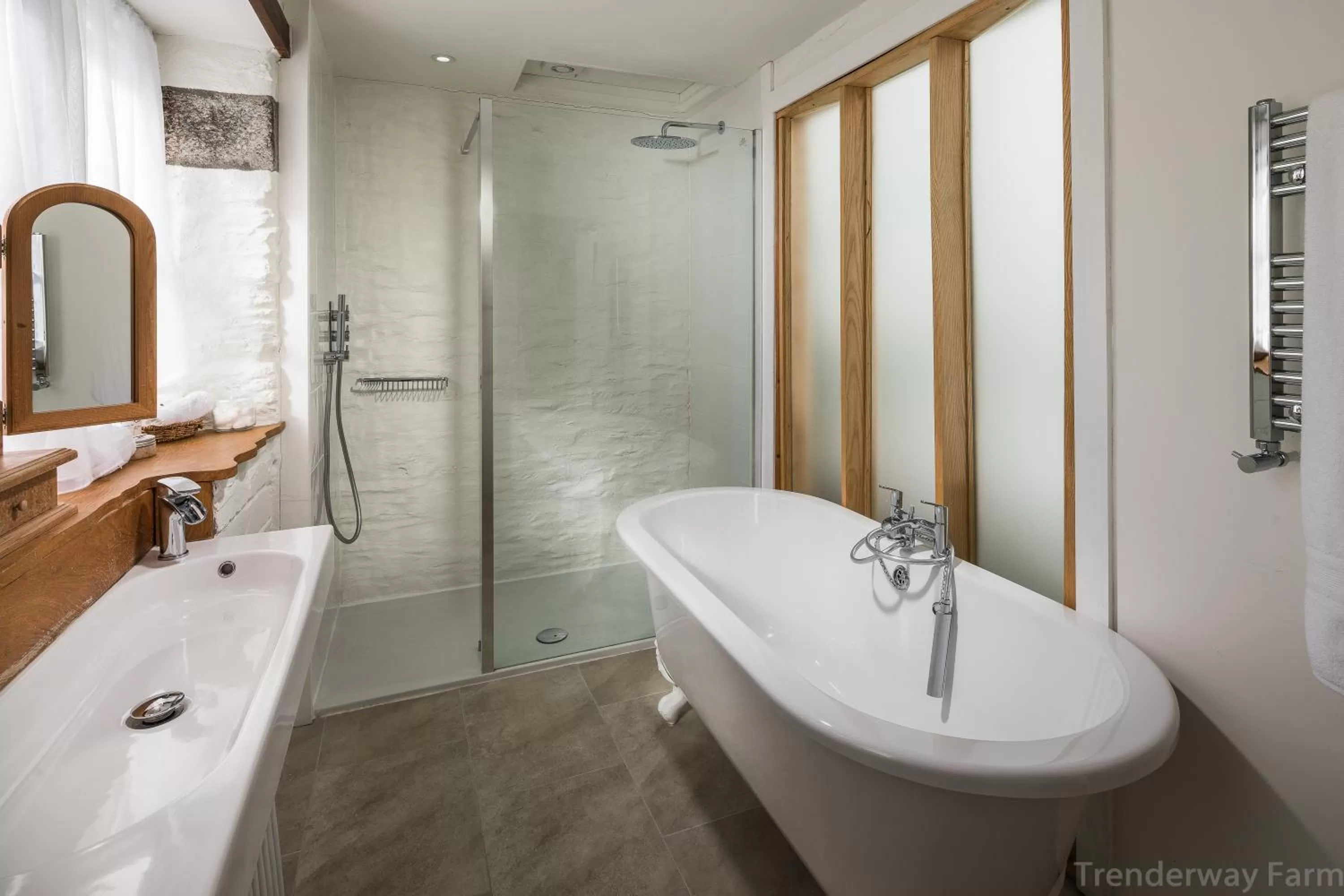 Shower, Bathroom in Trenderway Farm