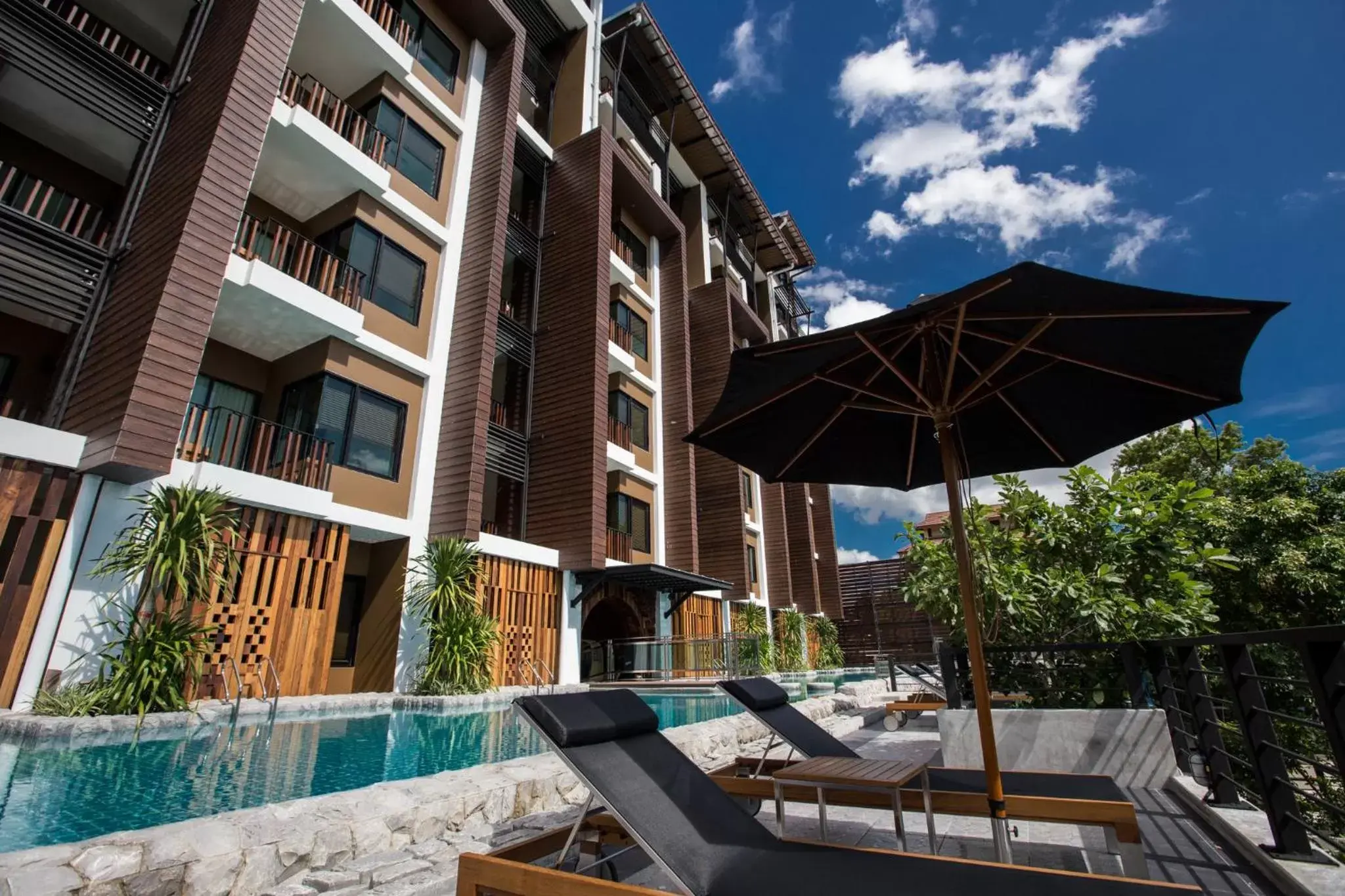 Property building, Swimming Pool in Natee The Riverfront Hotel Kanchanaburi