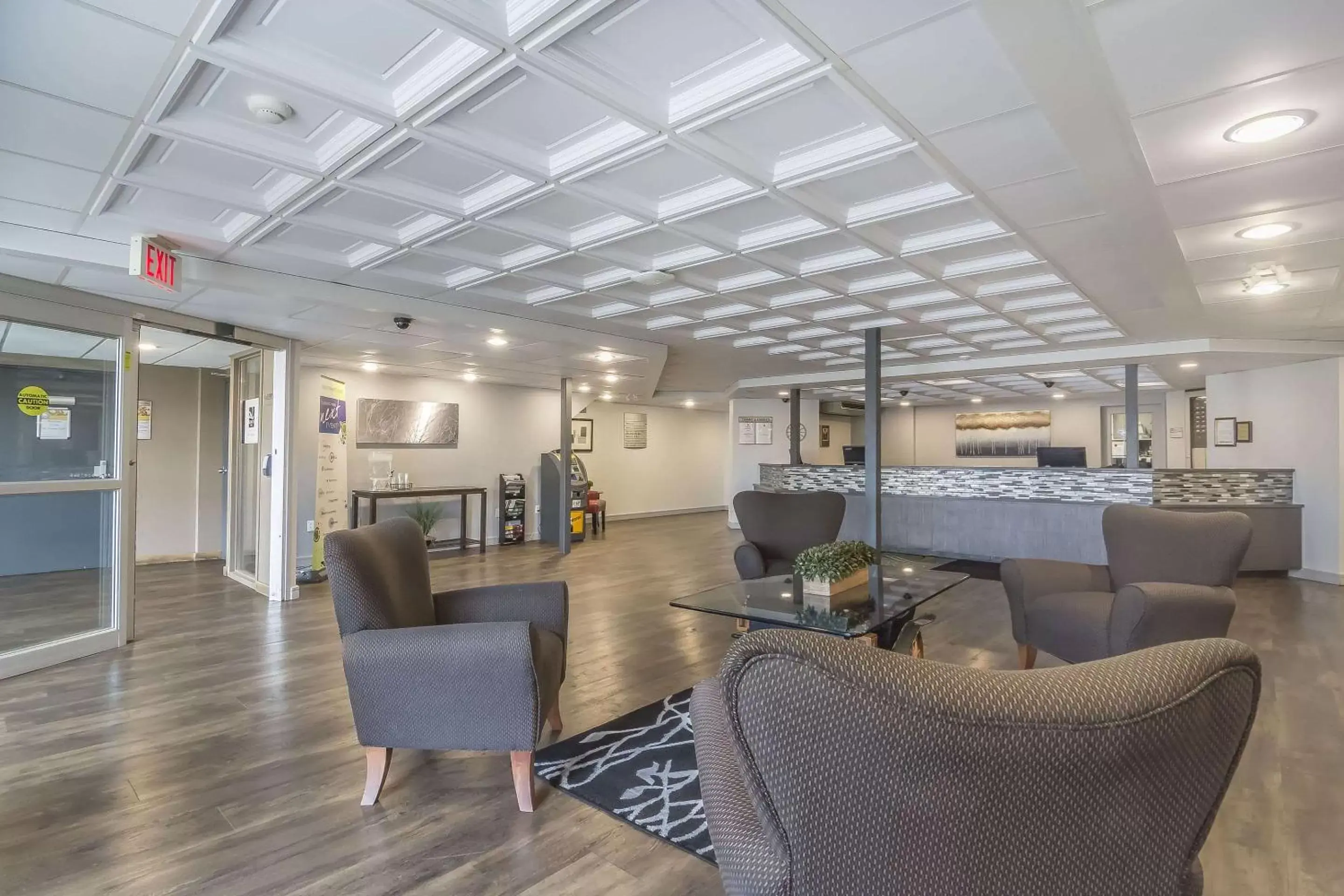 Lobby or reception in Quality Inn West Edmonton Lobby or reception in Quality Inn West Edmonton