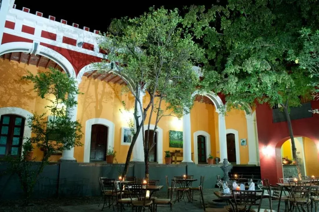 Property building, Restaurant/Places to Eat in Hotel Boutique Hacienda del Gobernador