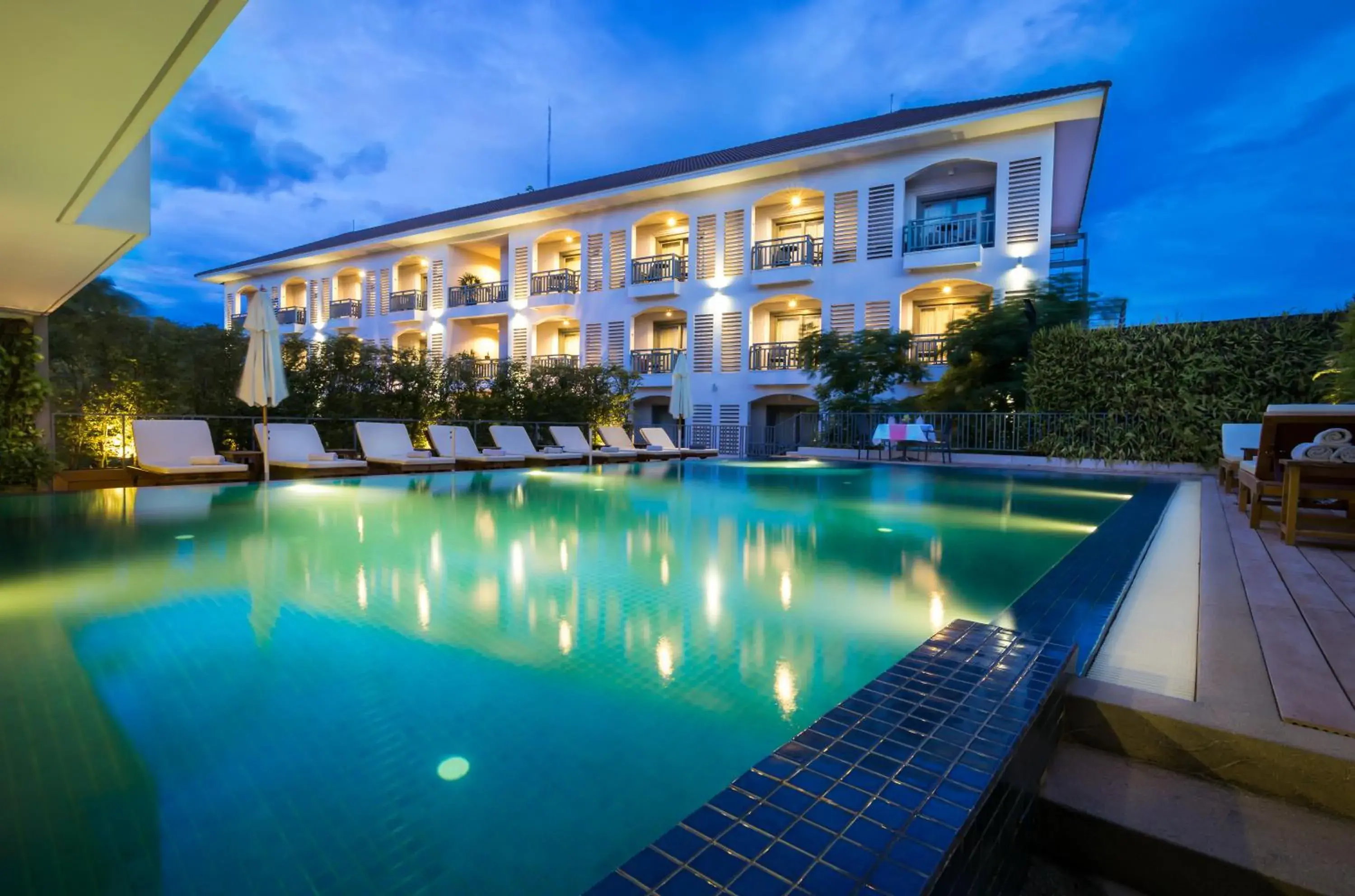 Swimming pool, Property Building in Damrei Angkor Hotel