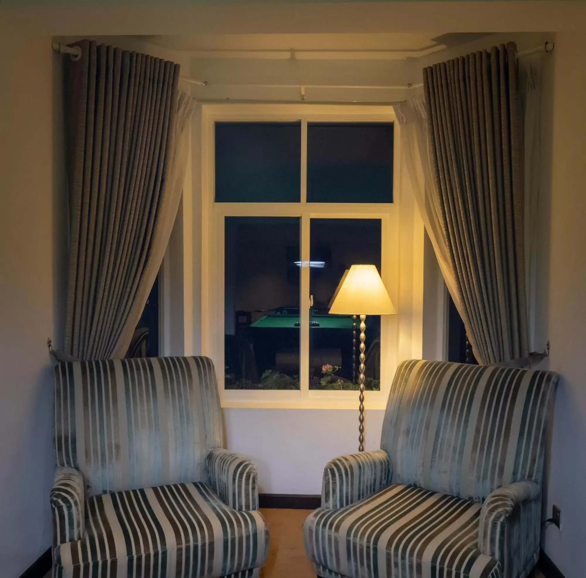 Lounge or bar, Seating Area in Galway Heights Hotel