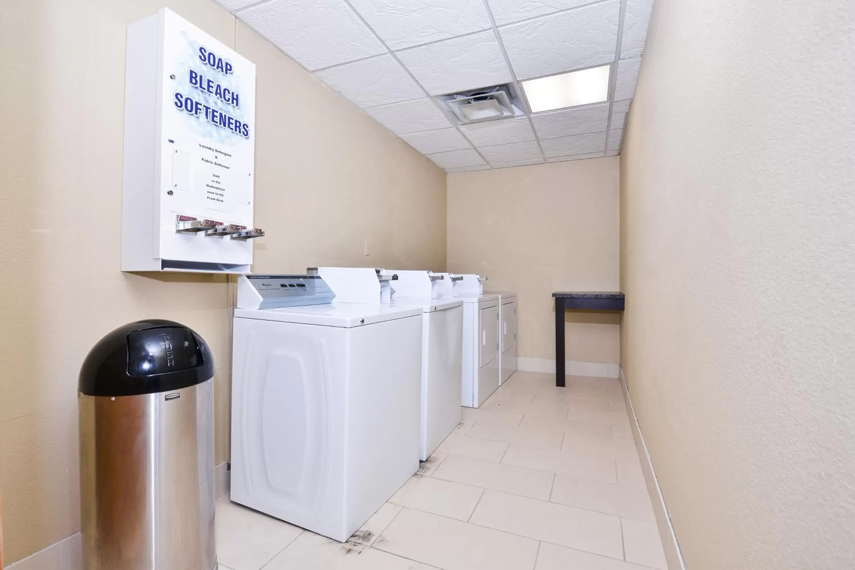 laundry, Kitchen/Kitchenette in Best Western Plus Savannah Airport Inn and Suites