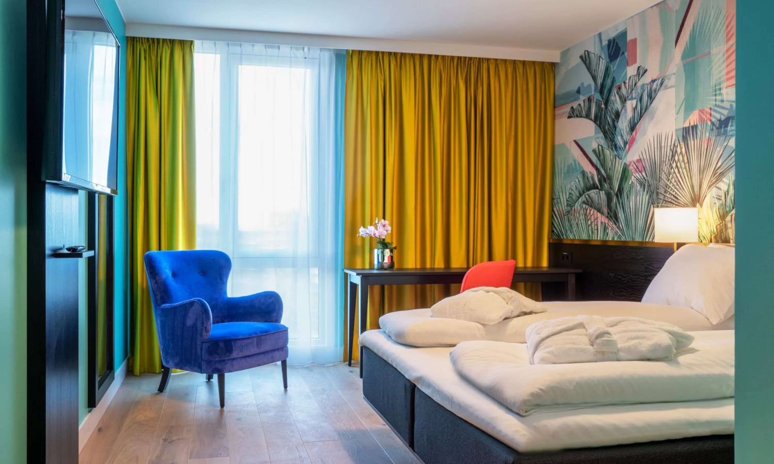 Bed in Thon Hotel Storo