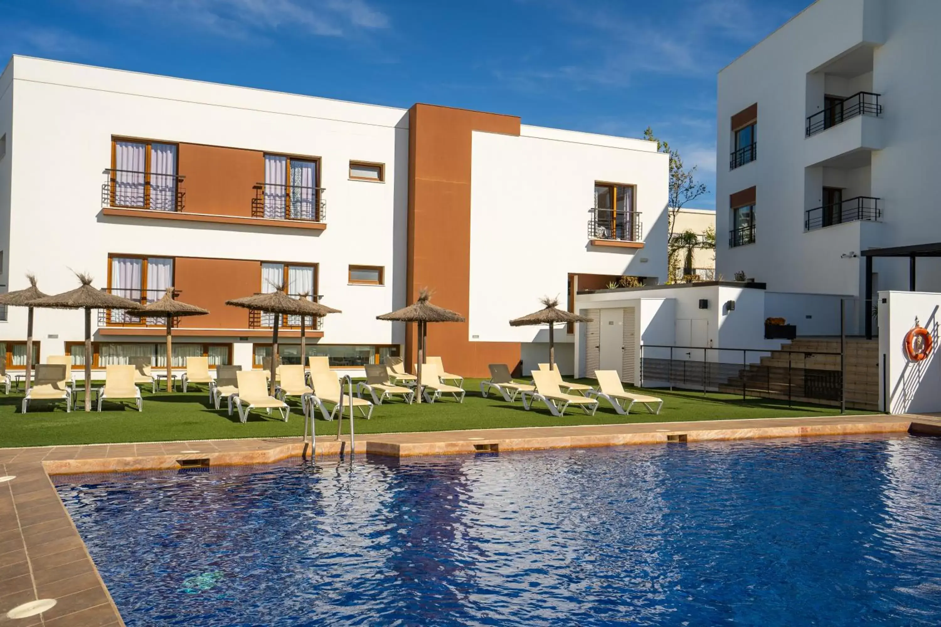 Swimming pool, Property Building in Hotel Andalussia