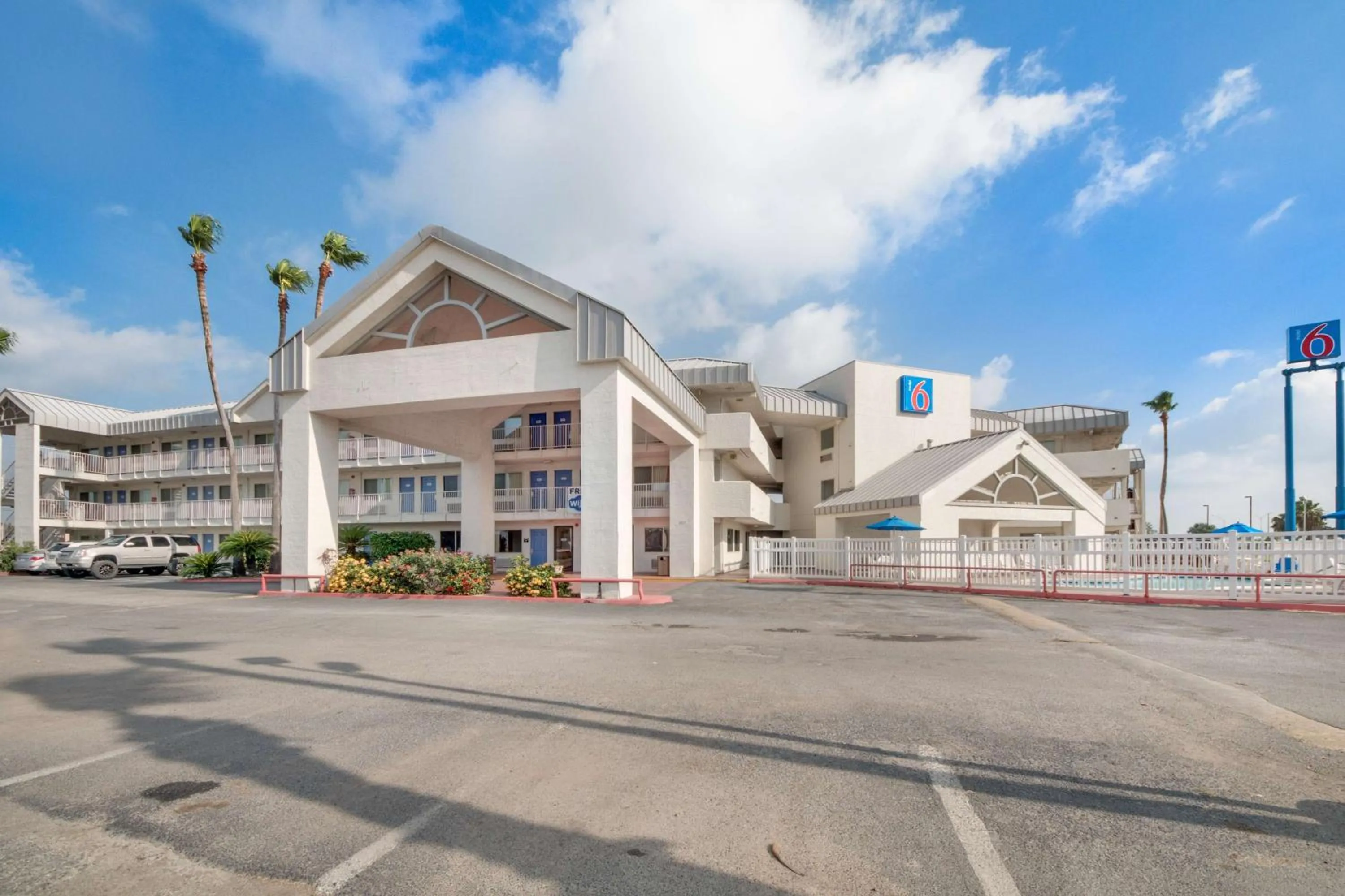 Property building in Motel 6-Brownsville, TX North