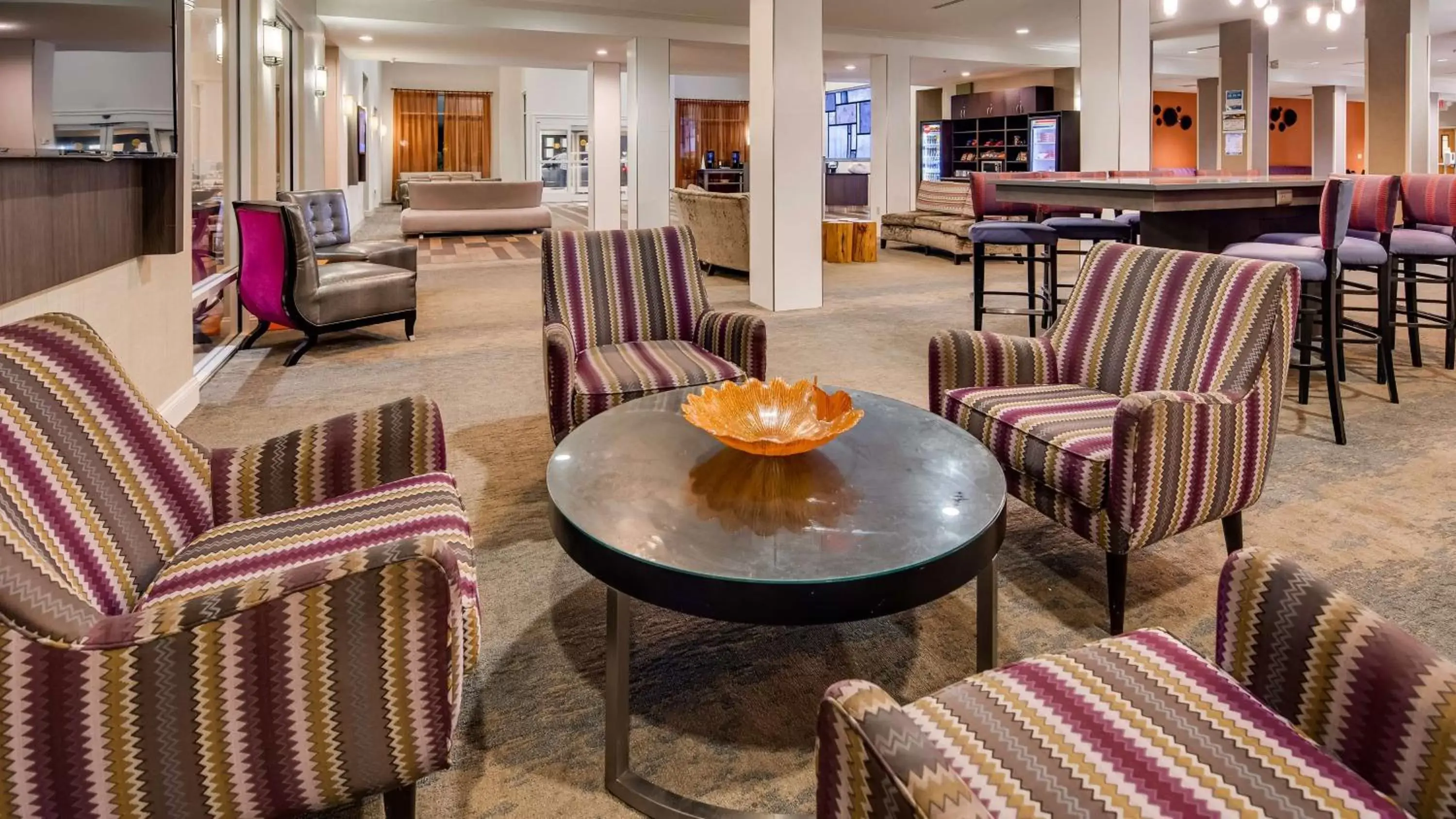 Lobby or reception, Seating Area in Best Western Premier I-95 Savannah Airport/ Pooler West