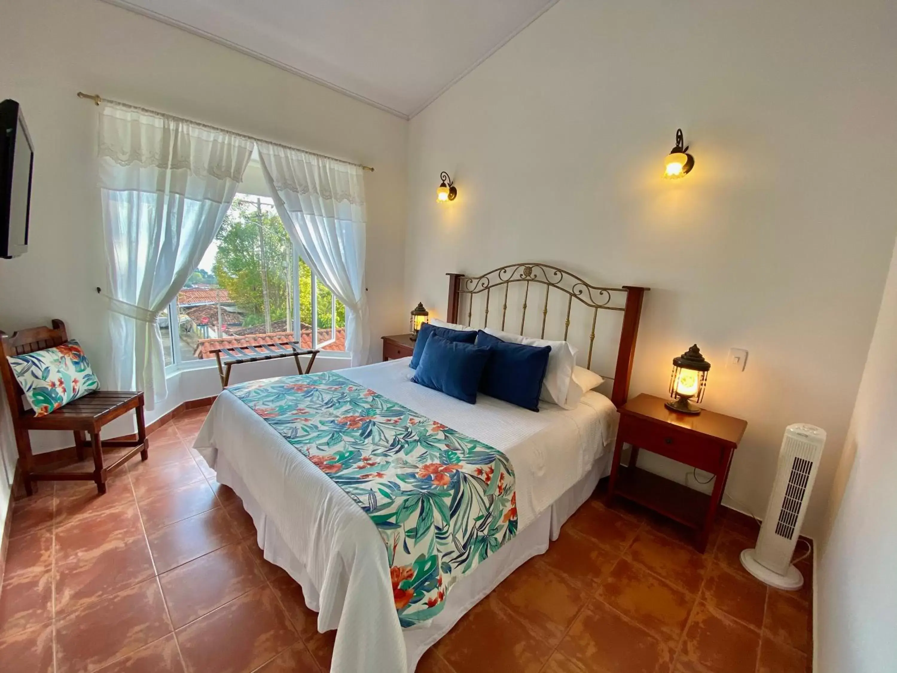 Photo of the whole room, Bed in Hotel El Mirador del Cocora