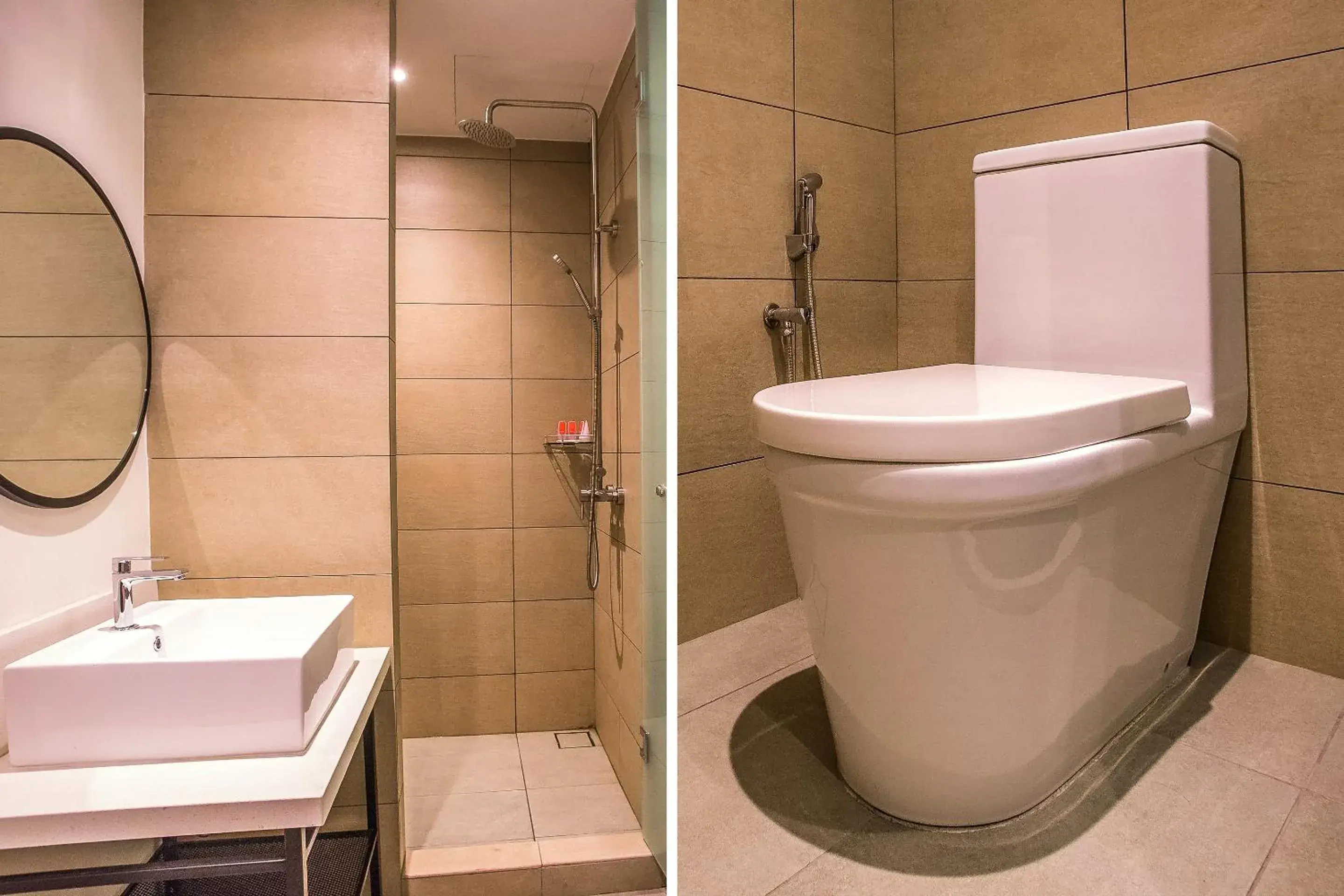 Bathroom in OYO 89576 Mokka Hotel