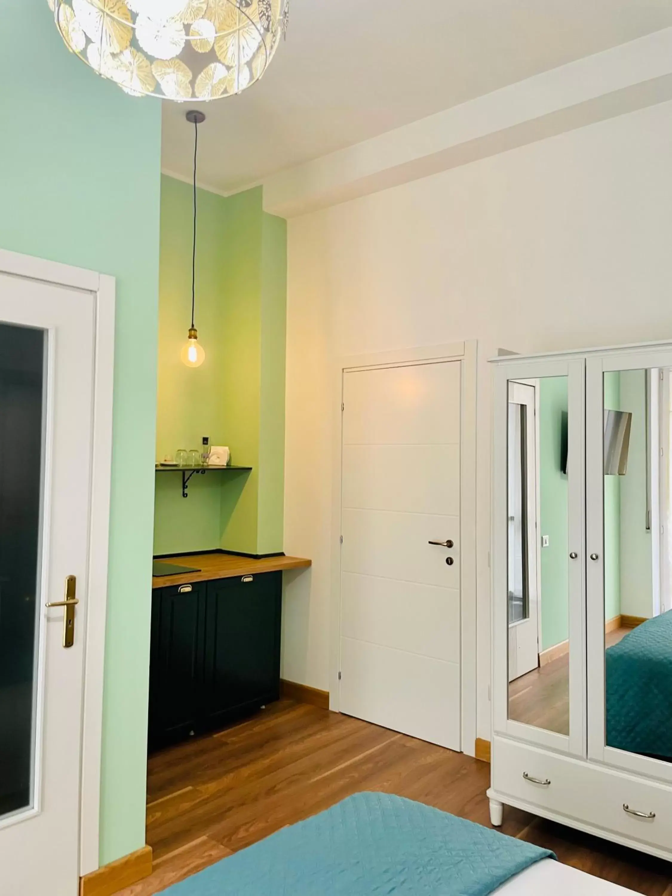 Double Room in ConteMax ArtHouse Double Room in ConteMax ArtHouse