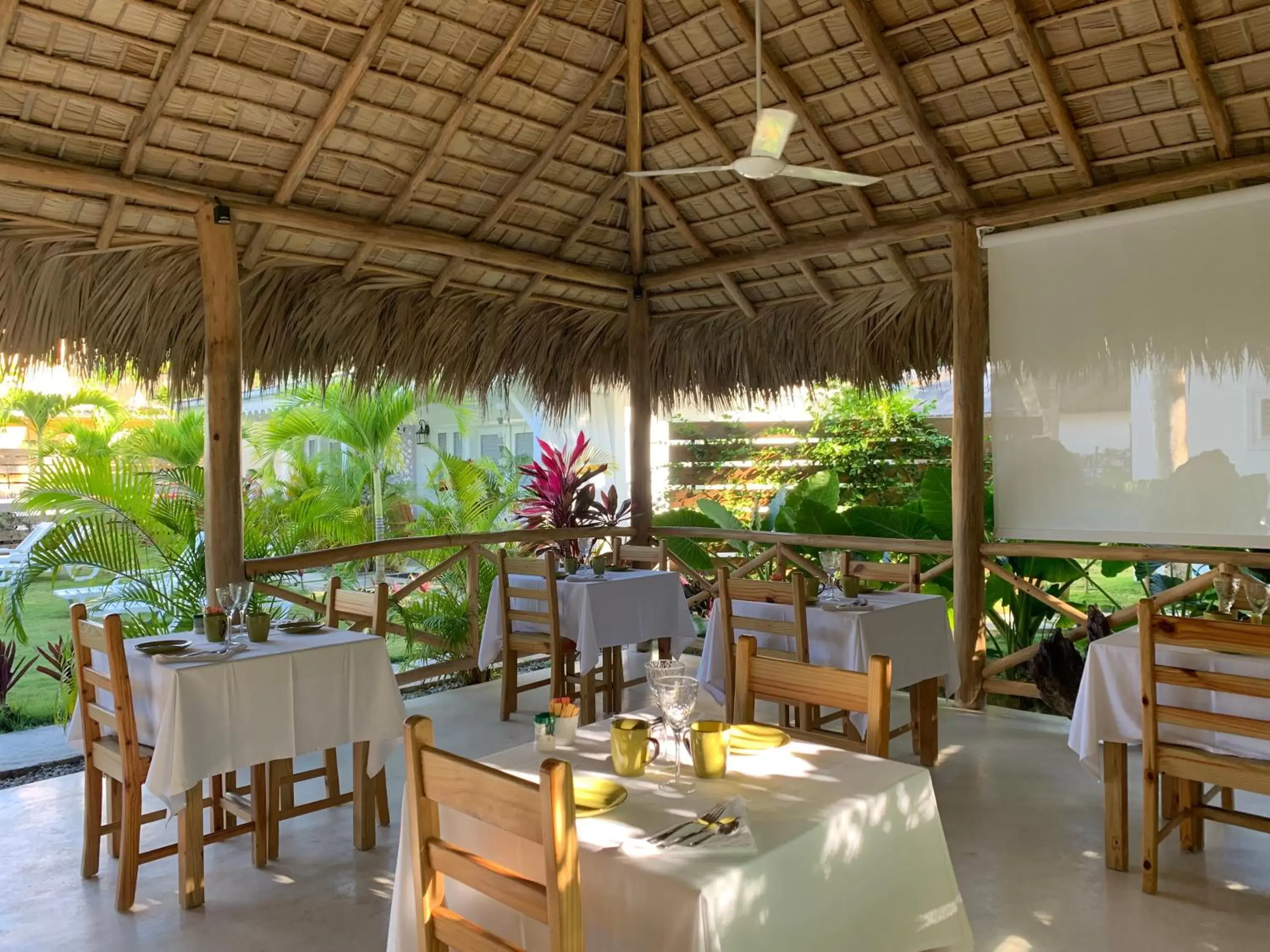 Dining area, Restaurant/Places to Eat in PUNTA POPY Boutique HOTEL