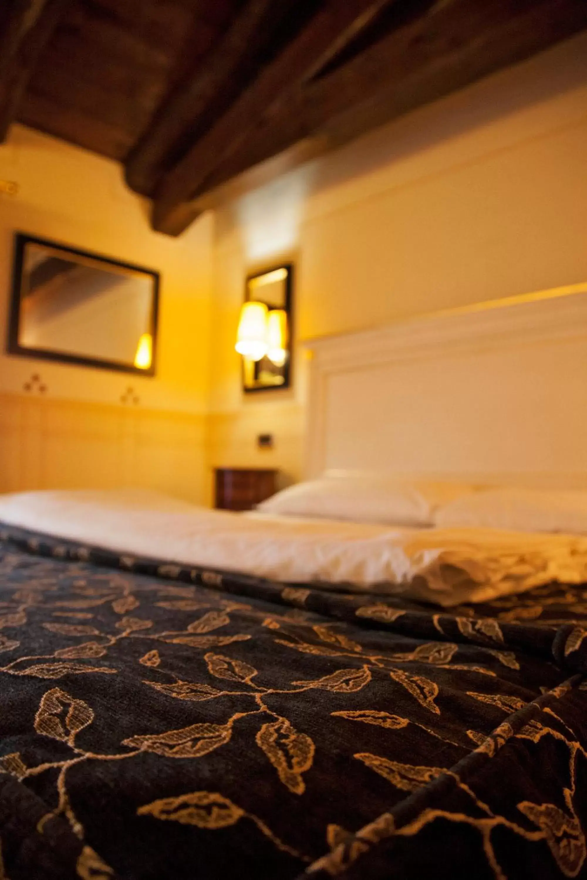 Bedroom, Bed in Hotel Villa Policreti