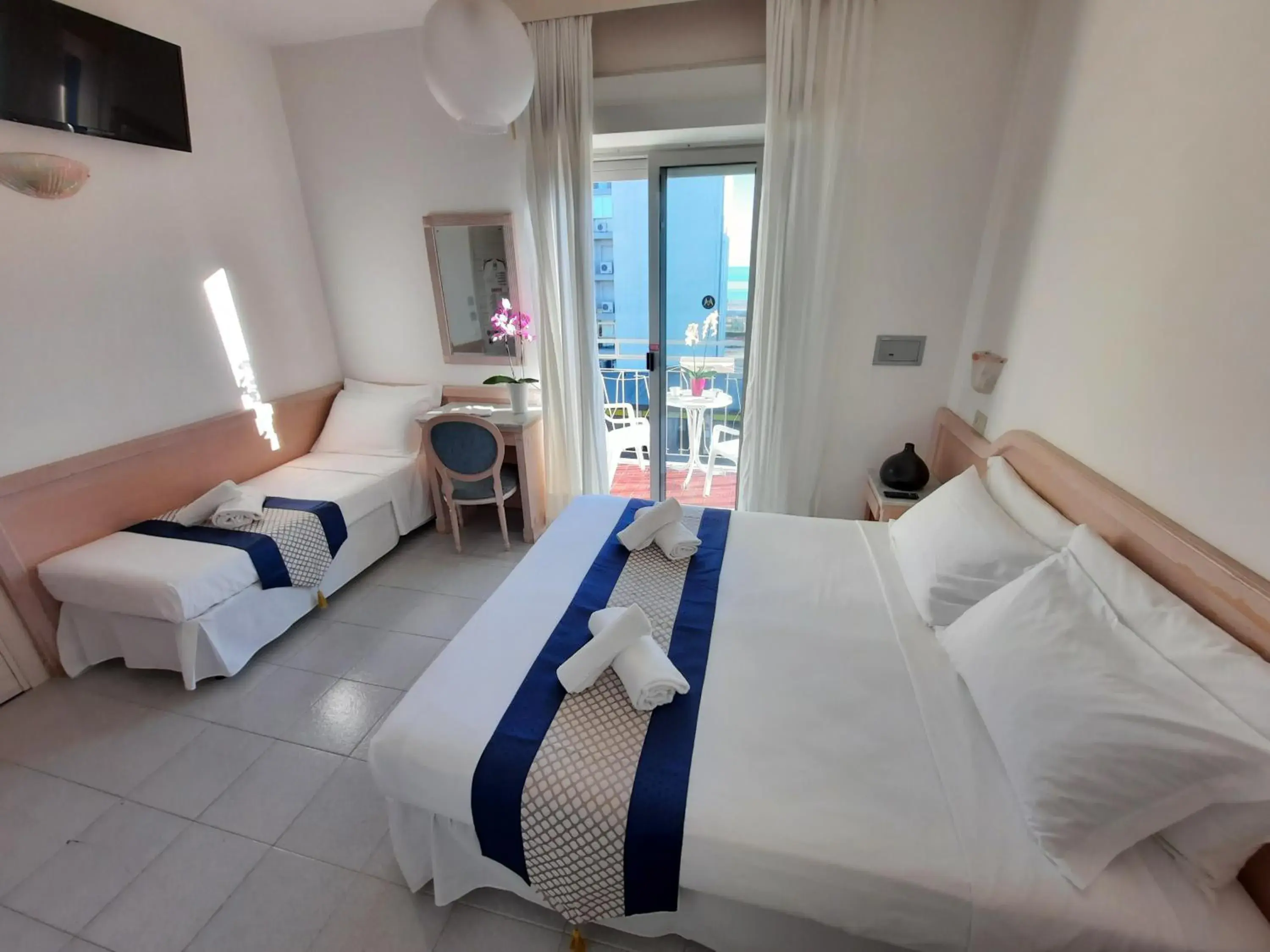 Sea view, Bed in Hotel Margherita