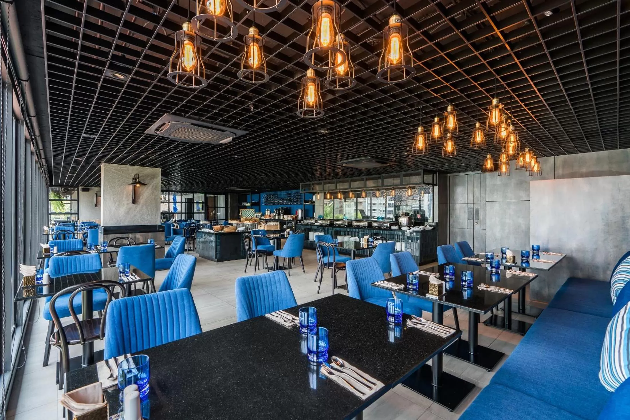 Restaurant/places to eat in The Key Premier Hotel Sukhumvit Bangkok