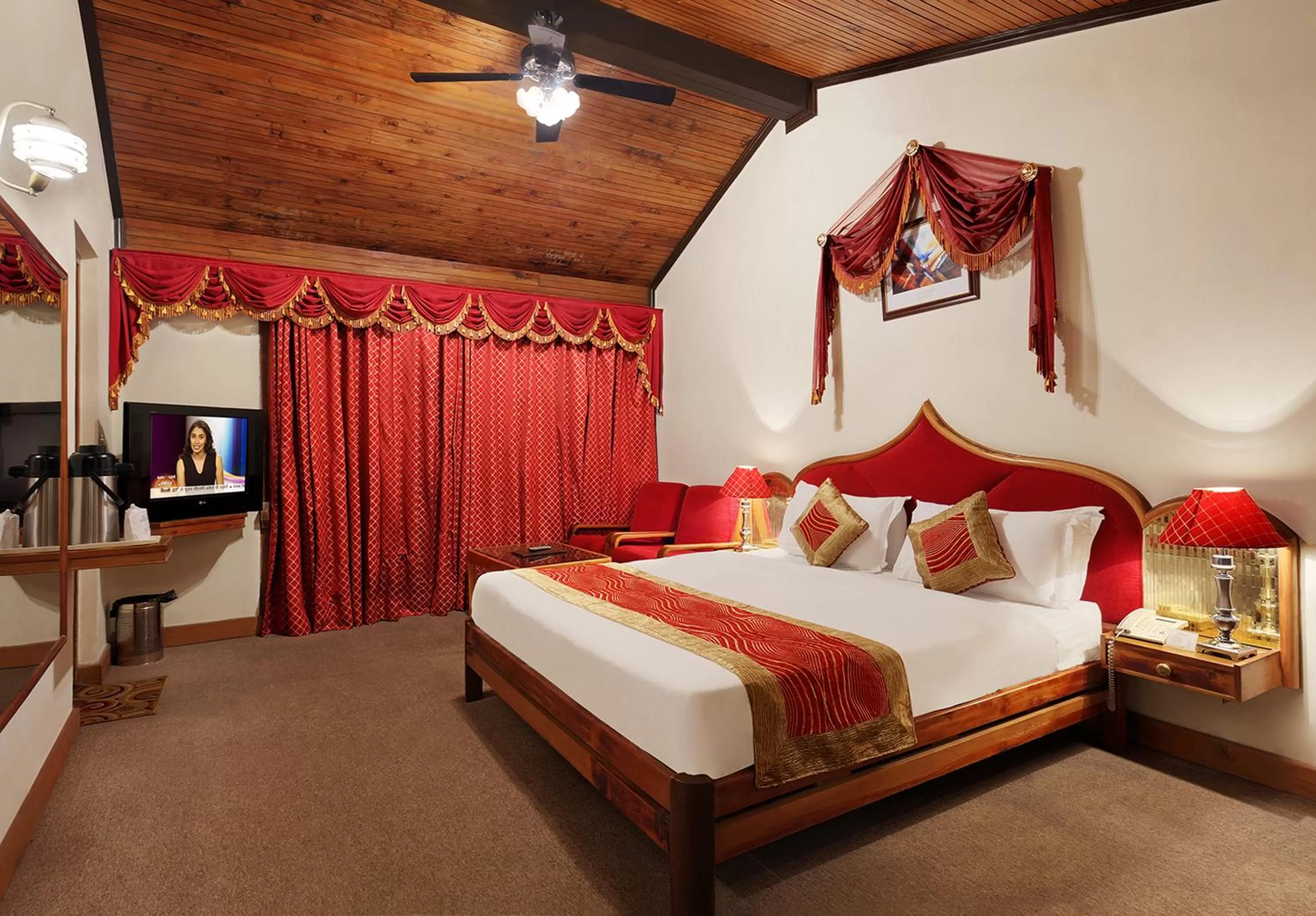 Photo of the whole room in The Orchard Greens