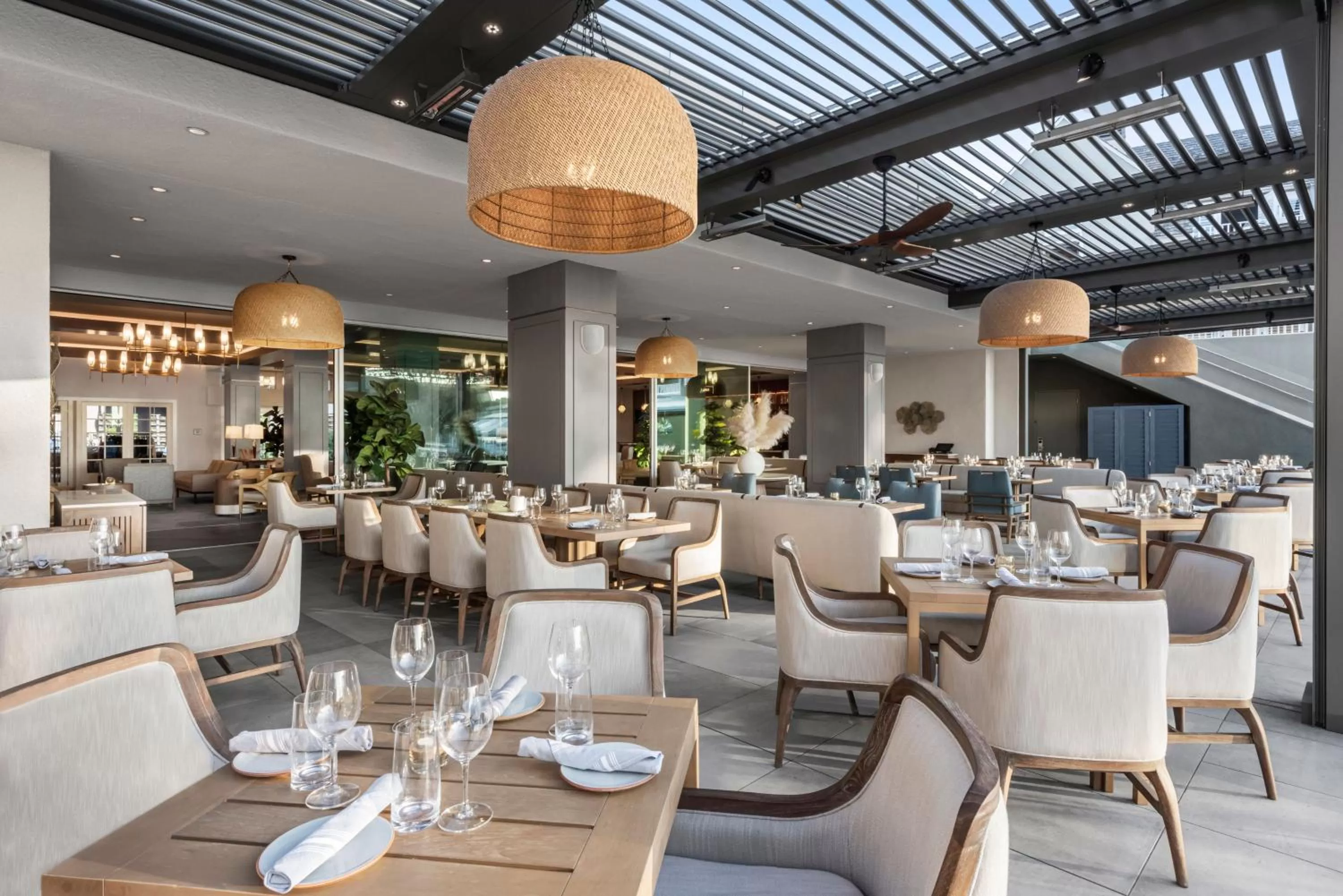 Restaurant/places to eat in L'Auberge Del Mar Resort and Spa