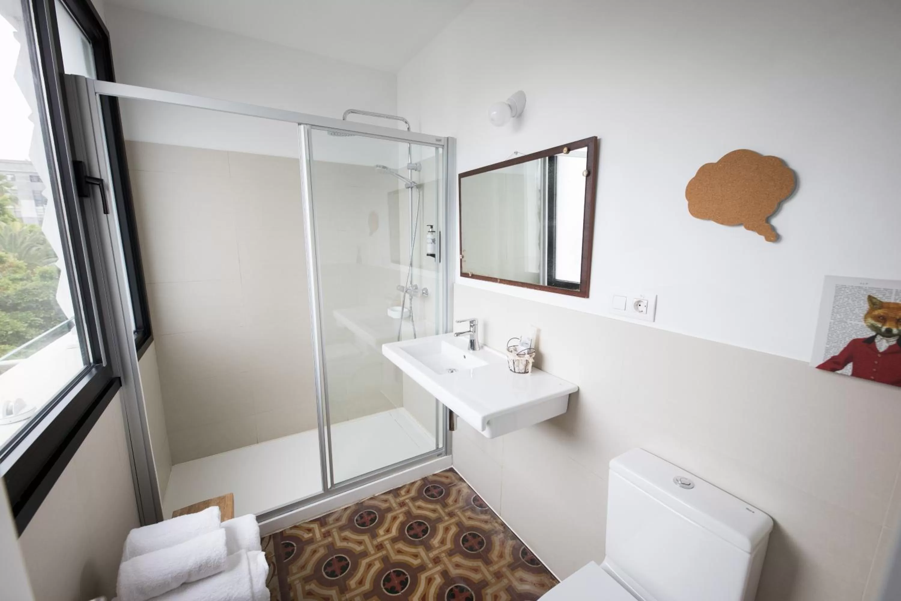 Superior Room with Views in Bed and Chic