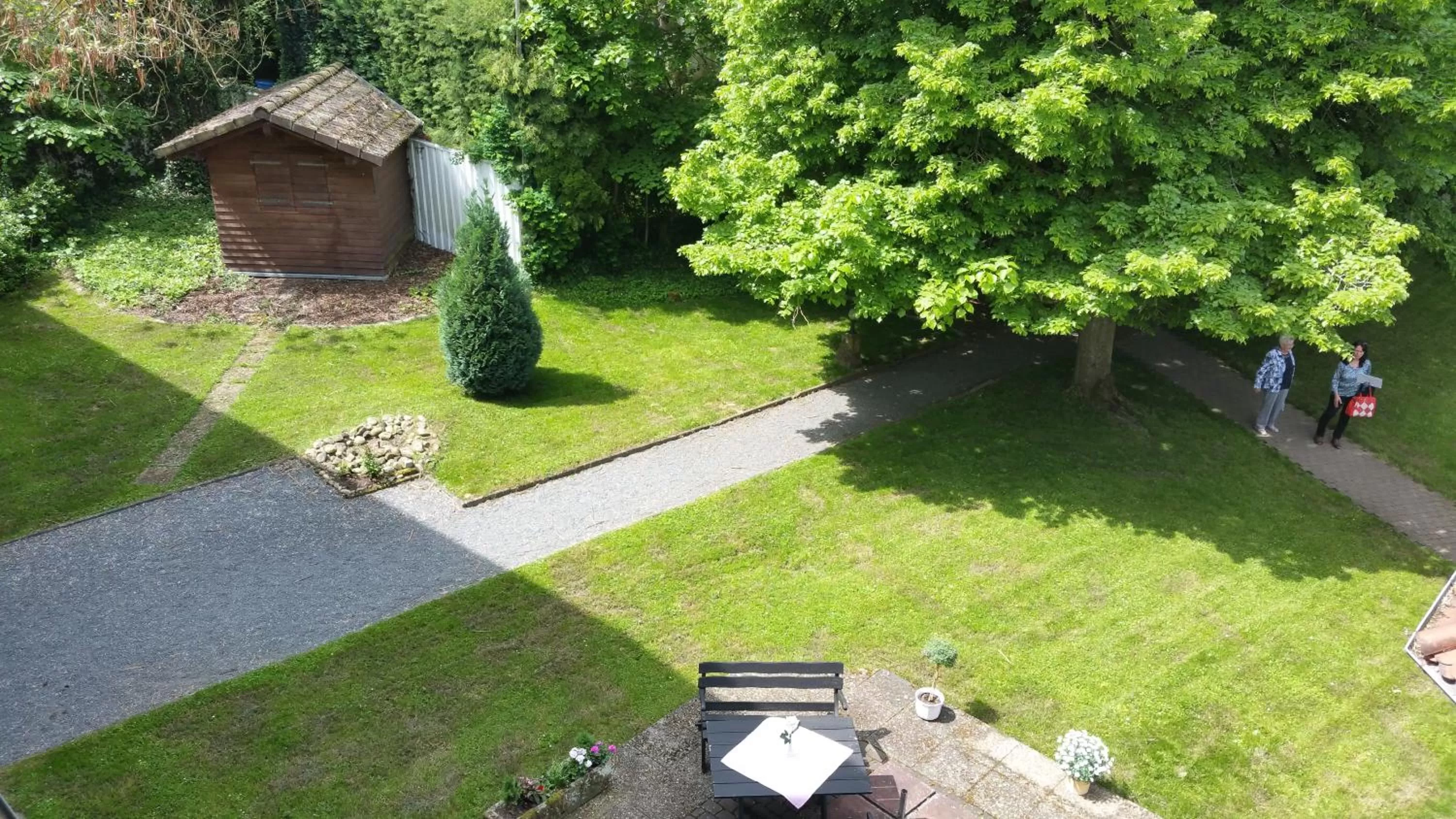 Garden in Hotel Büchner Garni