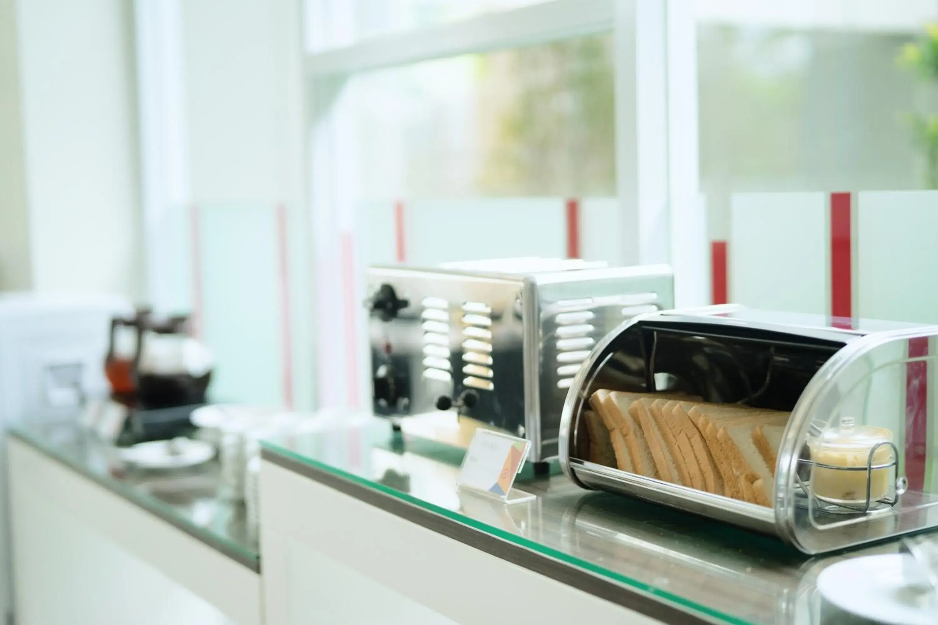 Restaurant/places to eat in Amaris Hotel Slipi Restaurant/places to eat in Amaris Hotel Slipi