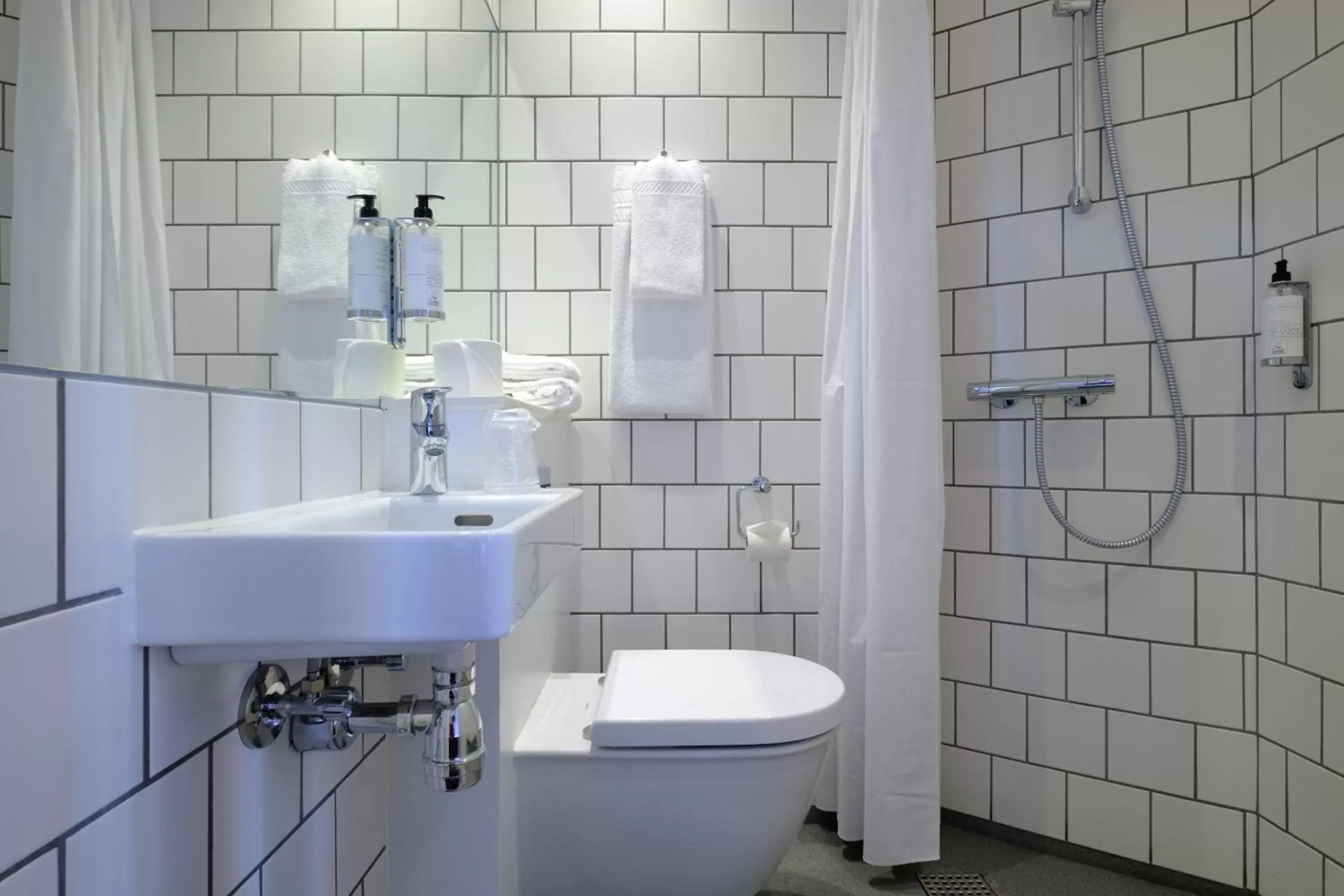 Shower, Bathroom in Zleep Hotel Copenhagen City