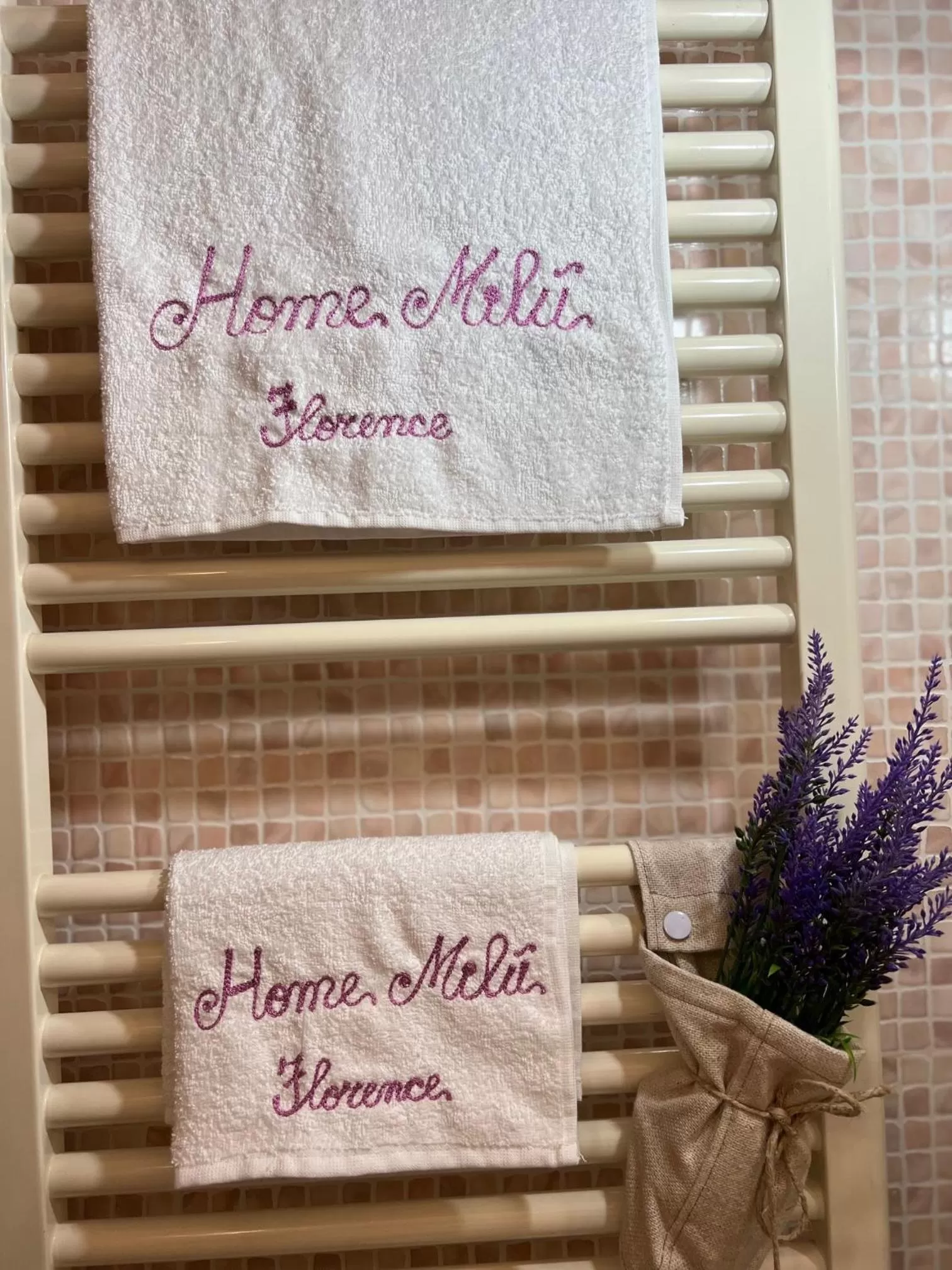 Text overlay, Property Logo/Sign in Home Milù Florence