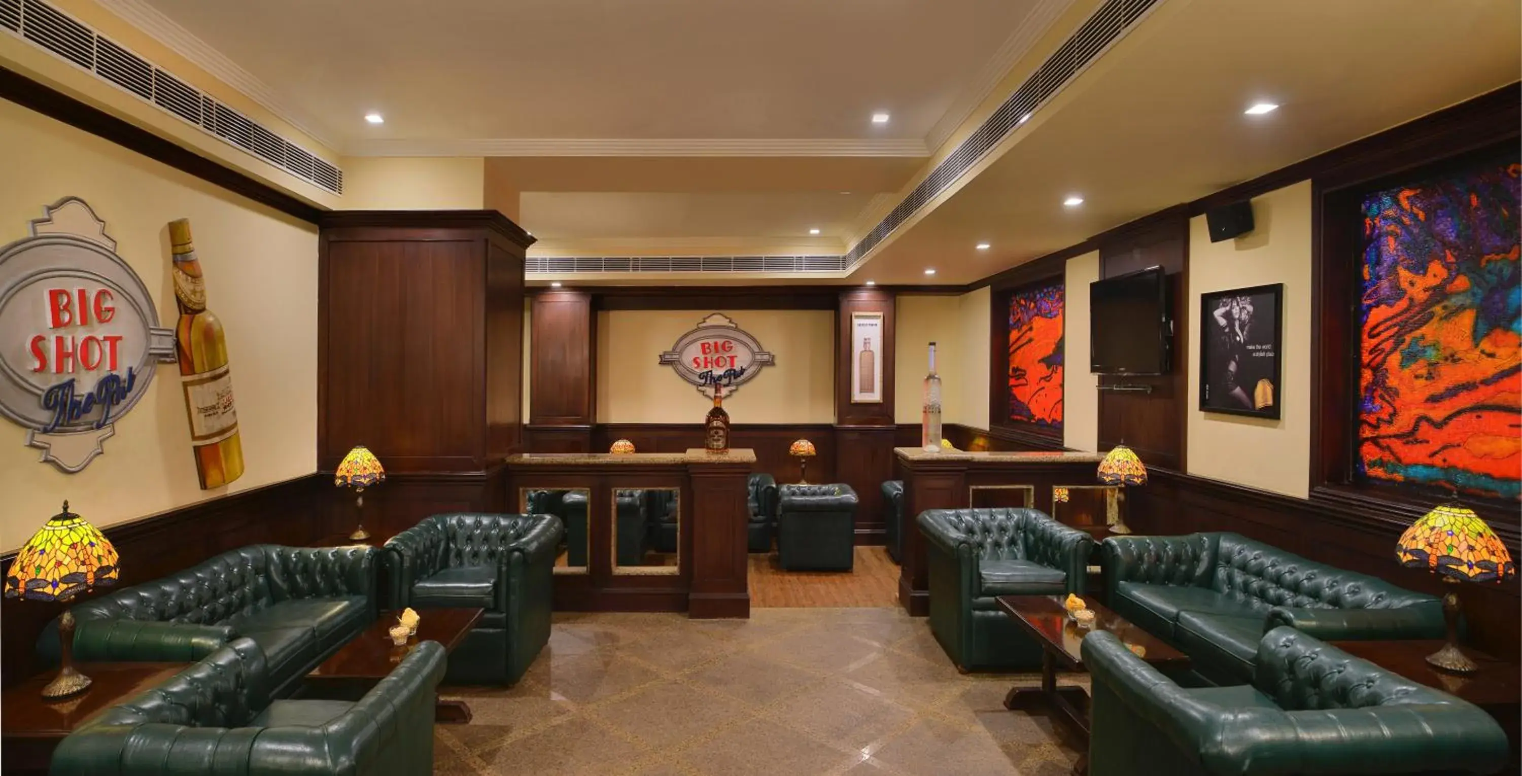 Lounge or bar, Fitness Center/Facilities in Best Western Plus Jalandhar