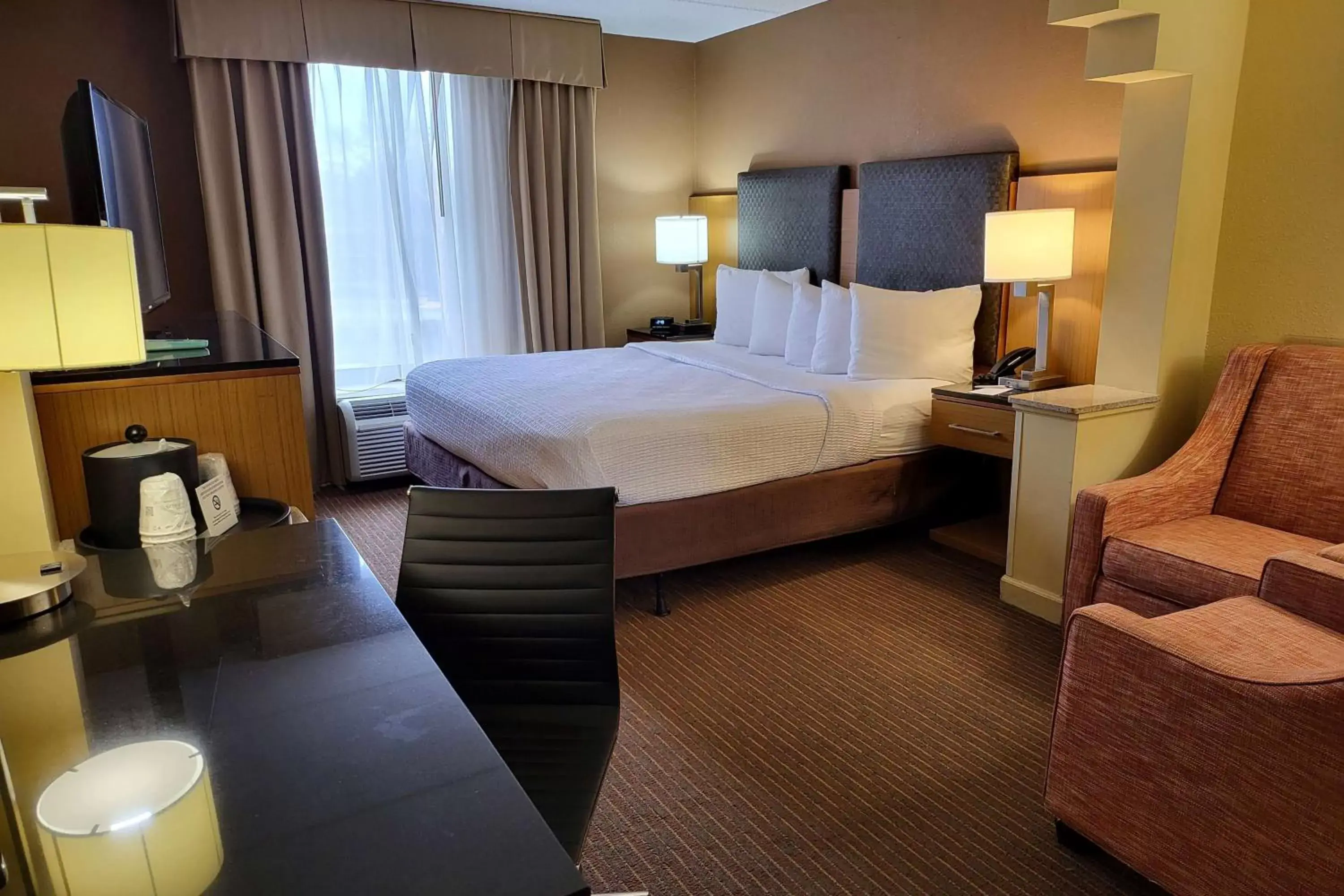 Photo of the whole room, Bed in Wingate by Wyndham Greensboro-Coliseum